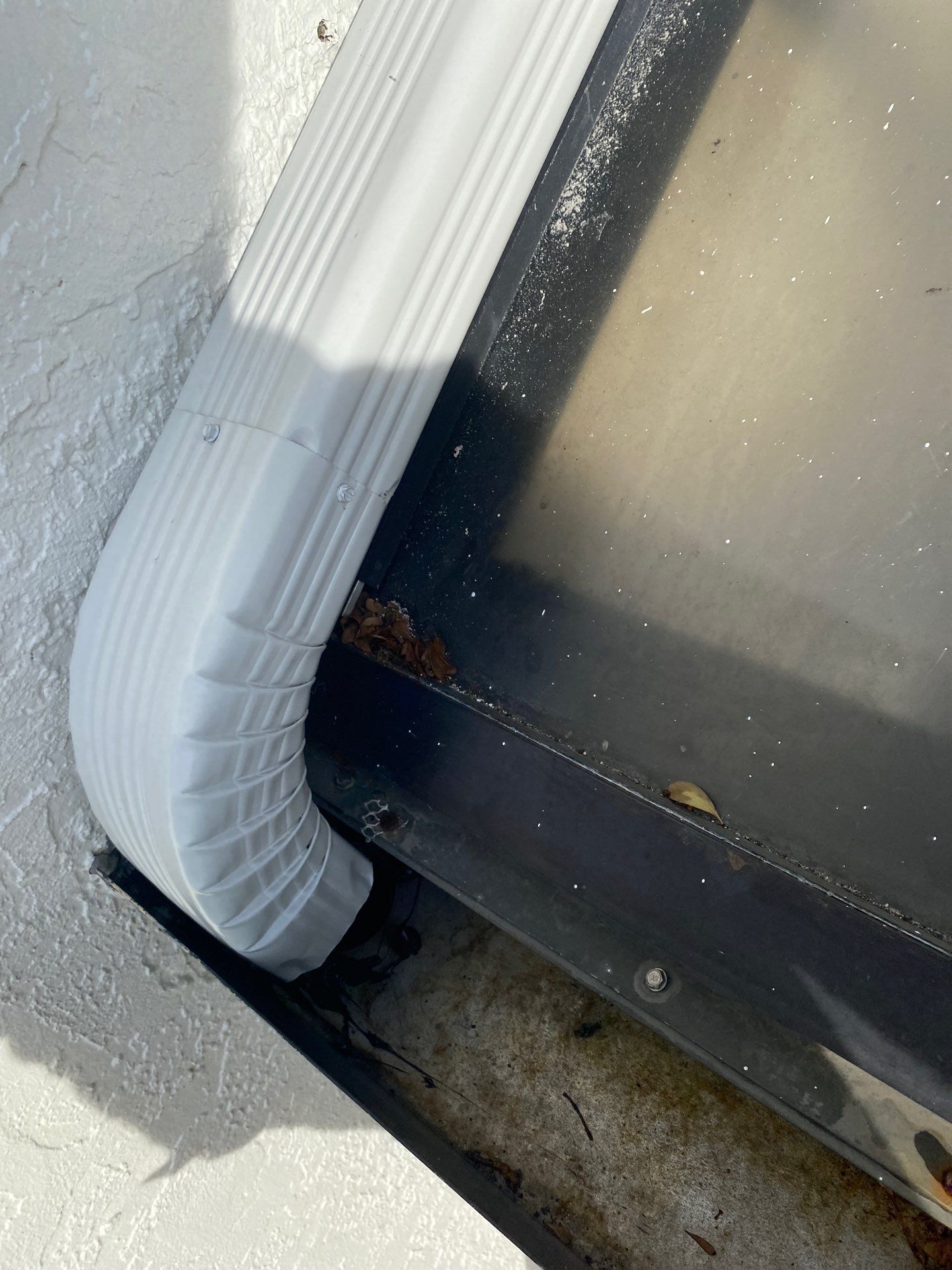 Gutter cleaning all buildings are the same for 6 units in Fort Myers FL by Gutter Professors