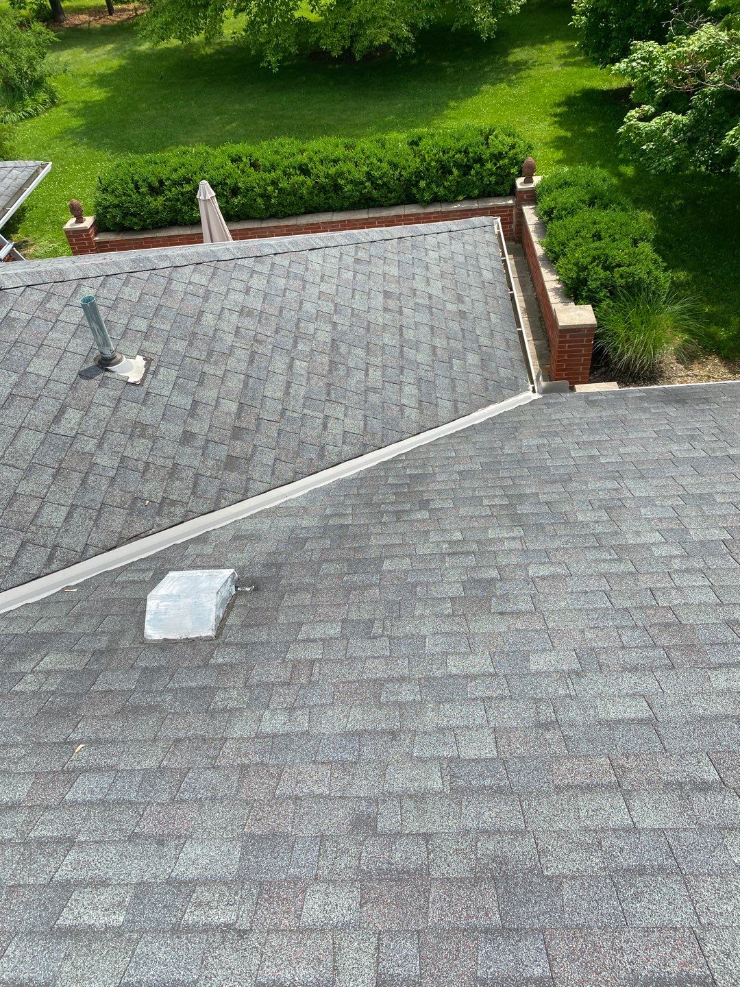 Landmark Pro Installation in Lewis Center by Best Roofing & Siding Company
