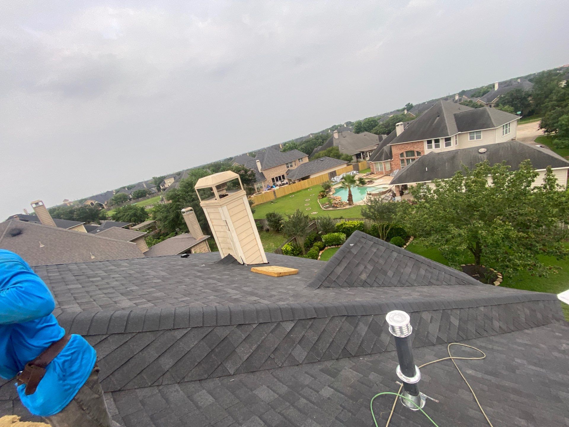Residential Roofing Installation using Owen's Corning Duration (Lifetime) Shingles by Roof Repair Company