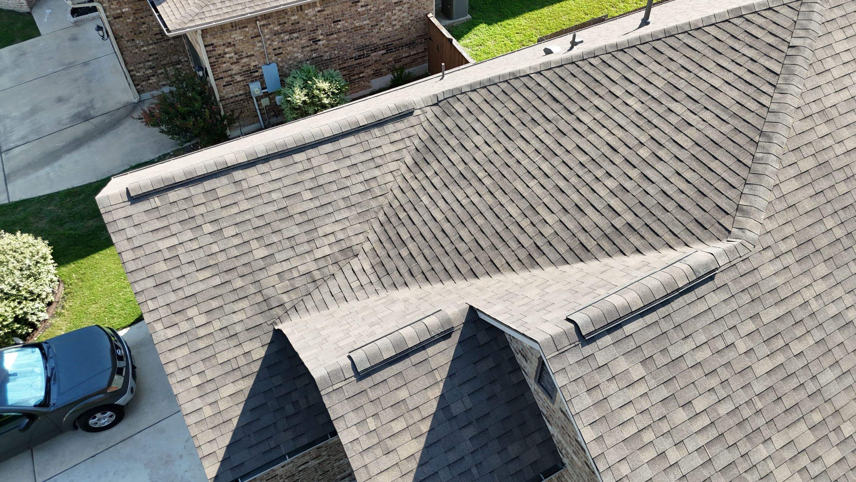 Weathered Wood - Malarkey Vista by RoofsOnly.com