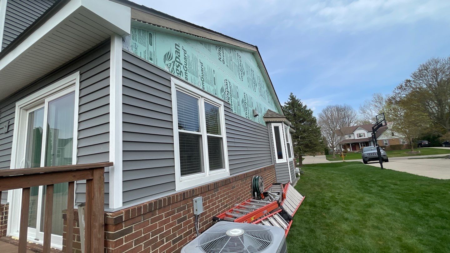 Siding Replacement using Certainteed Classic Restoration D4 by 180 Contractors