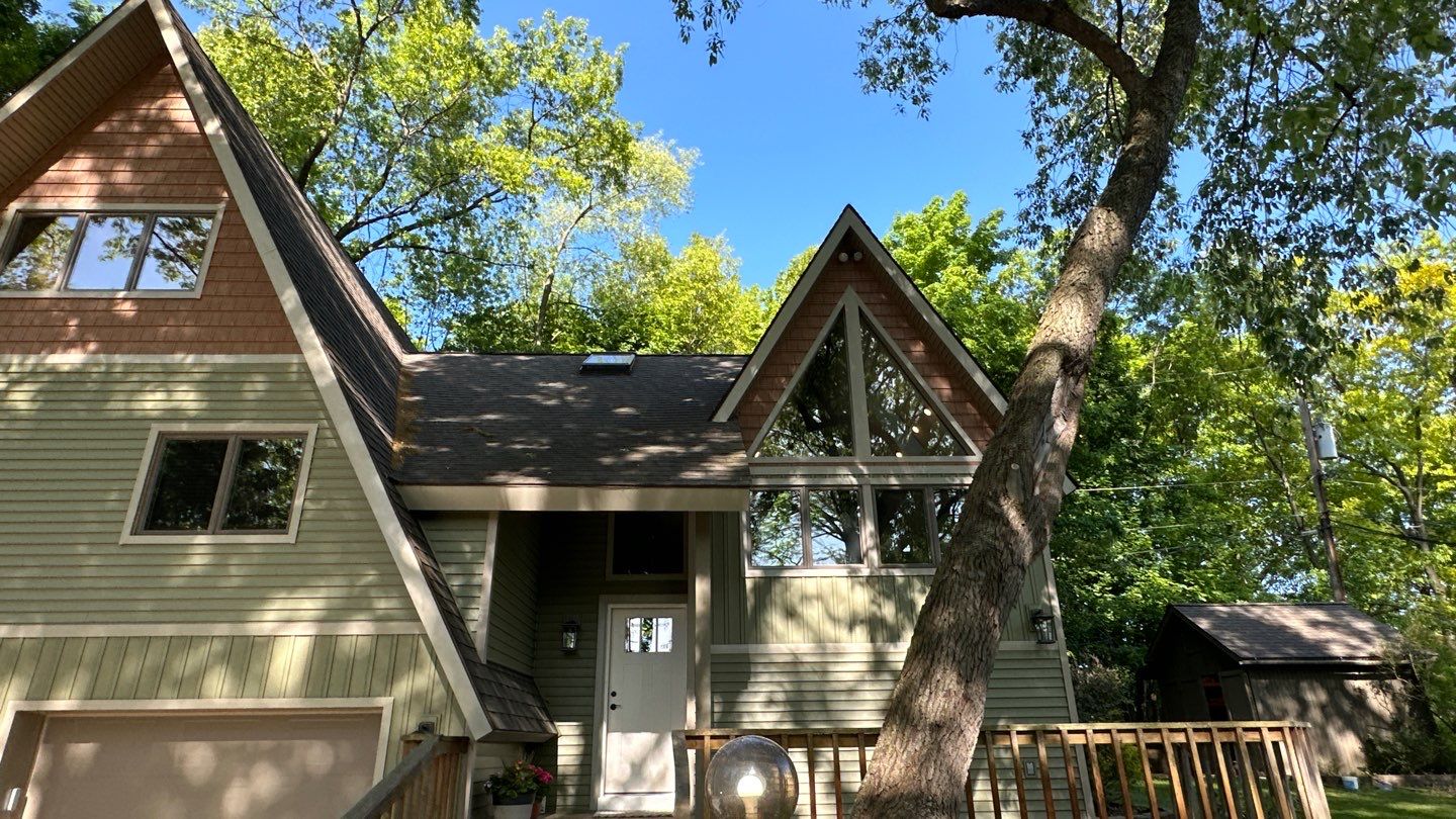 Siding Replacement using CertainTeed Restoration Classis D4 by 180 Contractors