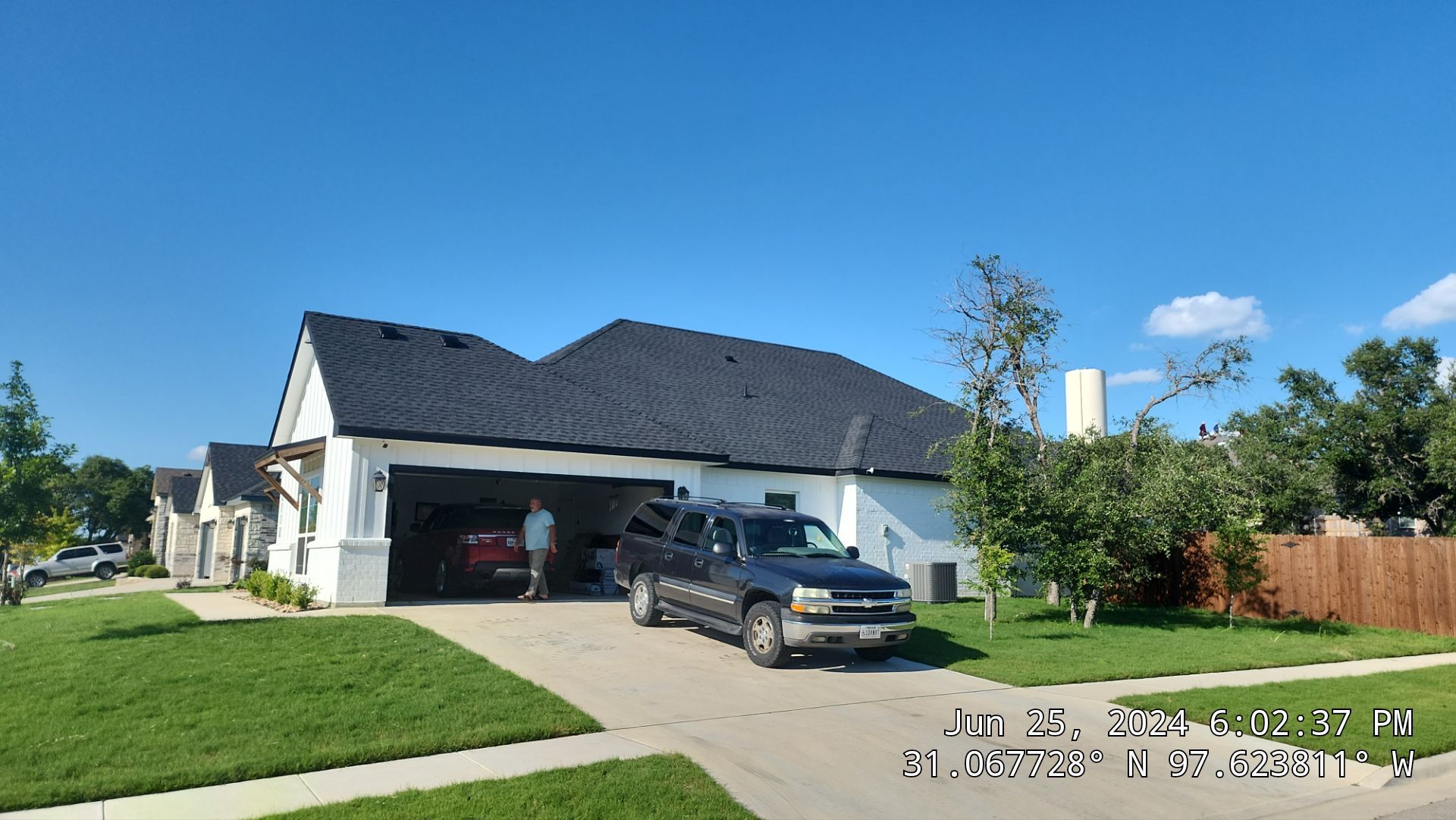 GAF HDZ - Charcoal by Elite Roofing LLC