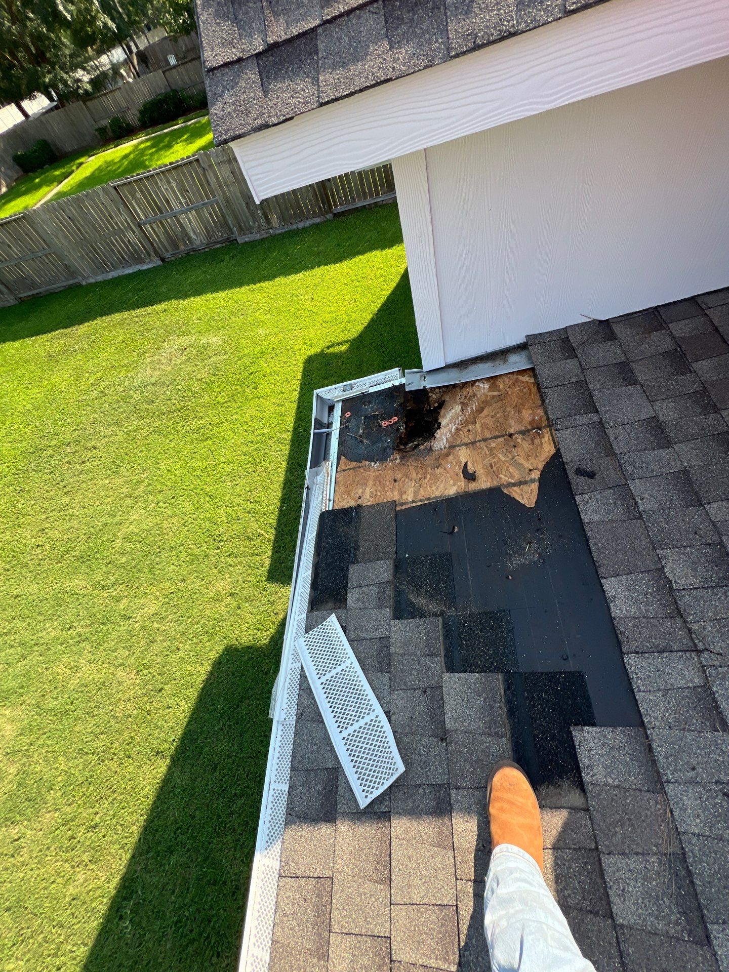 Hail Damage using Owen's Corning Duration (Lifetime) Shingles by Roof Repair Company