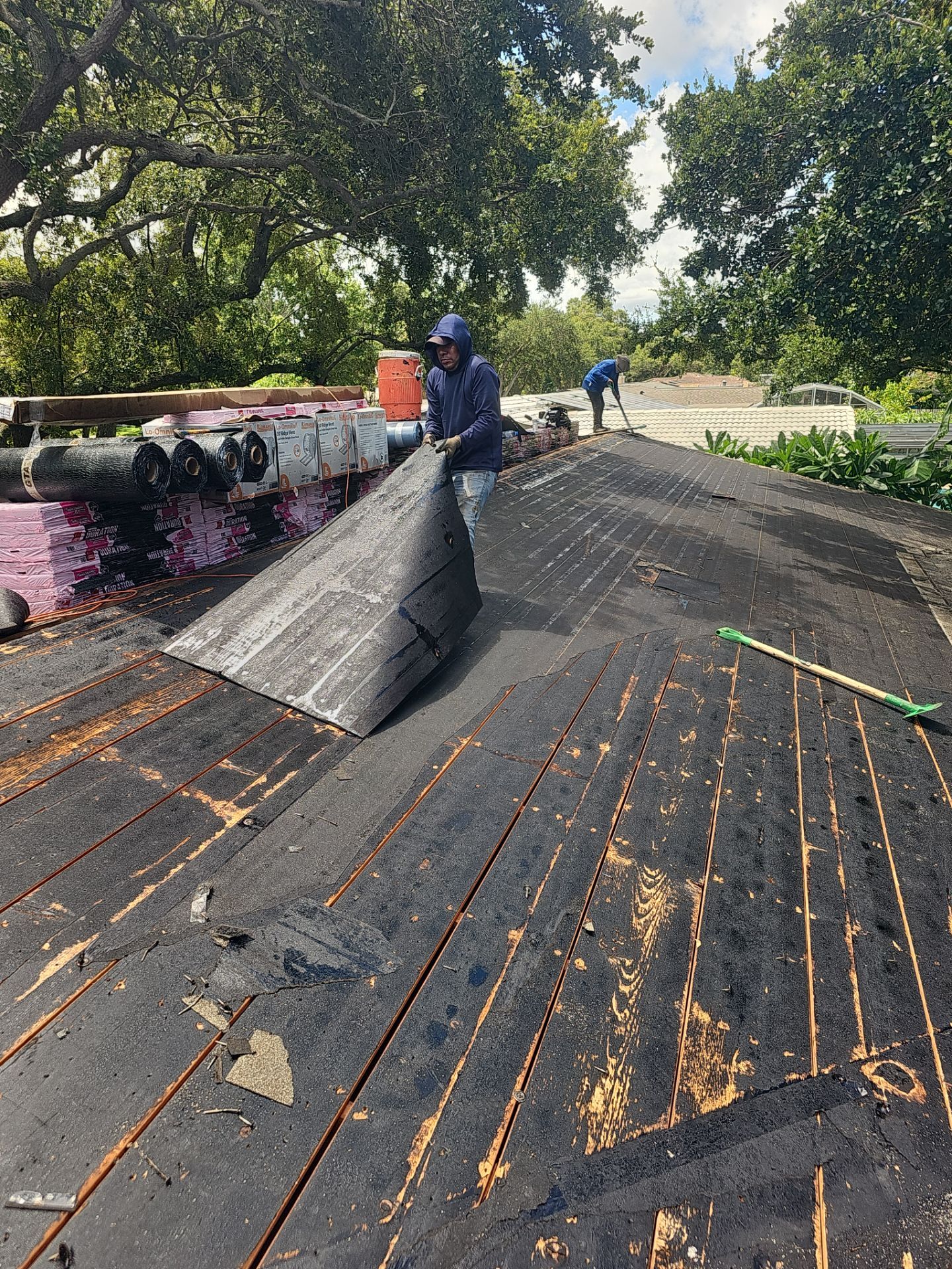 Project in Clearwater 33764 by Mitchell Roofing Company LLC 