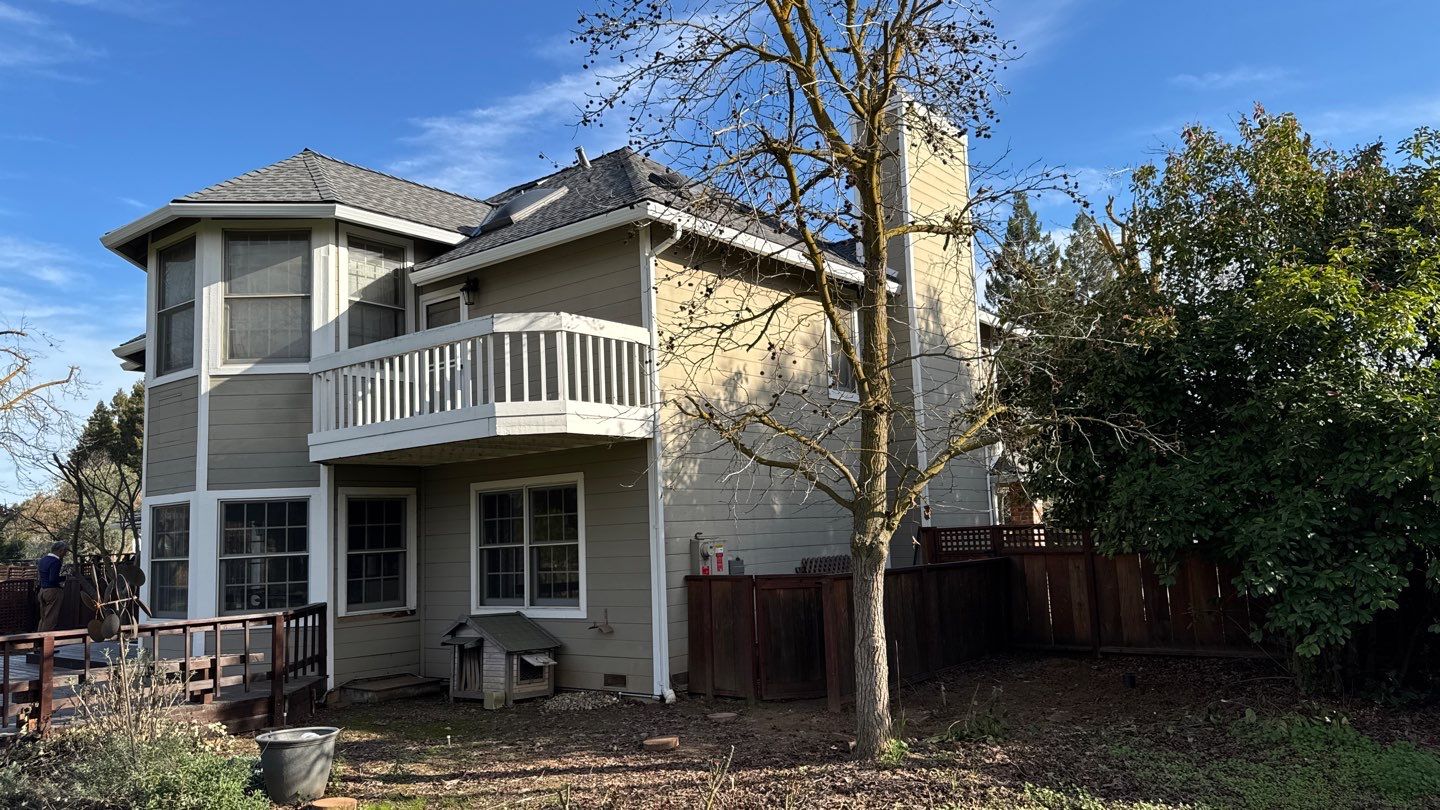 New shingles and gutters using GAF Timberline HDZ shingles and aluminum gutter by Straight Edge Roofing Inc