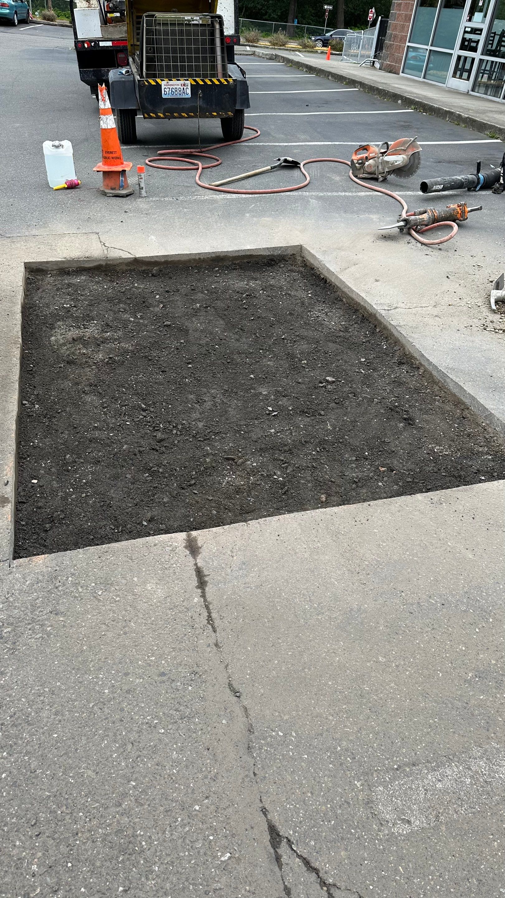 Eugene | Asphalt Patch Repair  by Jireh Asphalt & Concrete Inc 