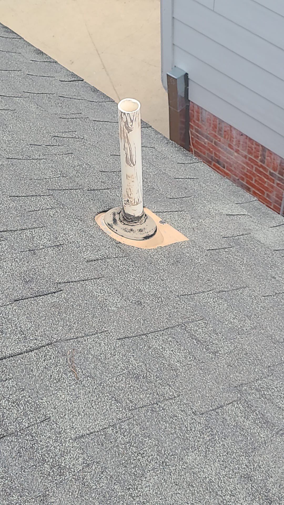 Hail Damage using Owen's Corning Duration (Lifetime) Shingles by Roof Repair Company