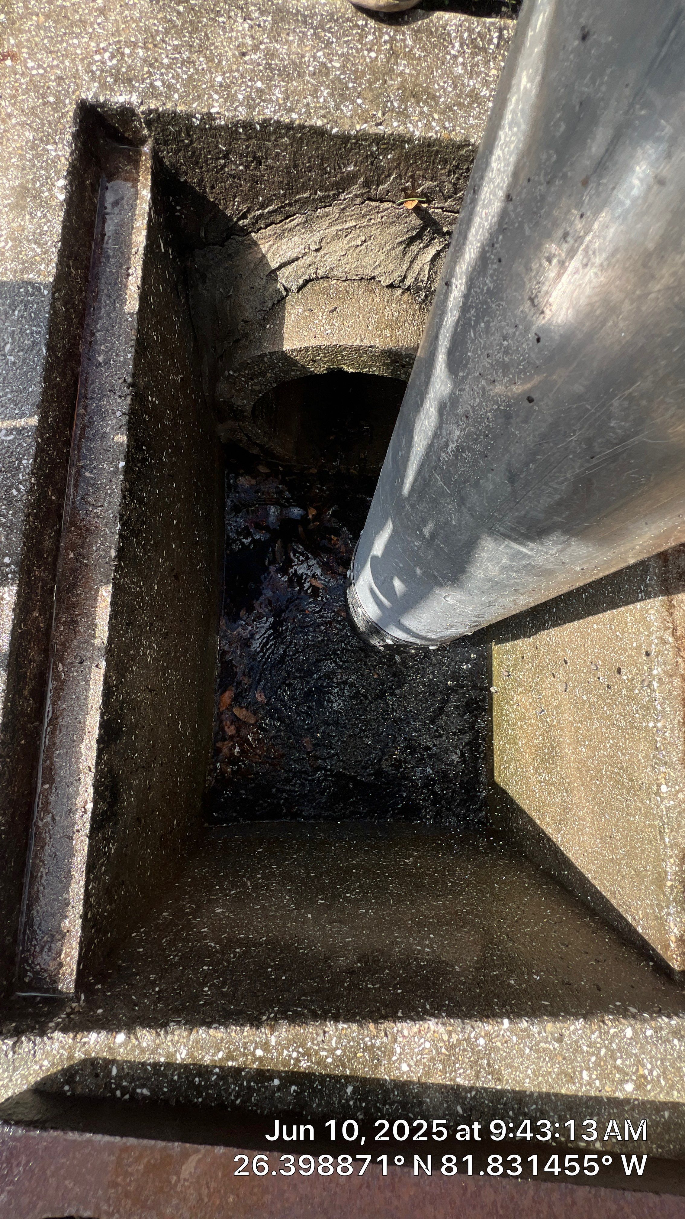 Pelican Landing Beach Parking Lot Stormwater System Maintenance by Don Mar, Inc. Storm Water Solutions