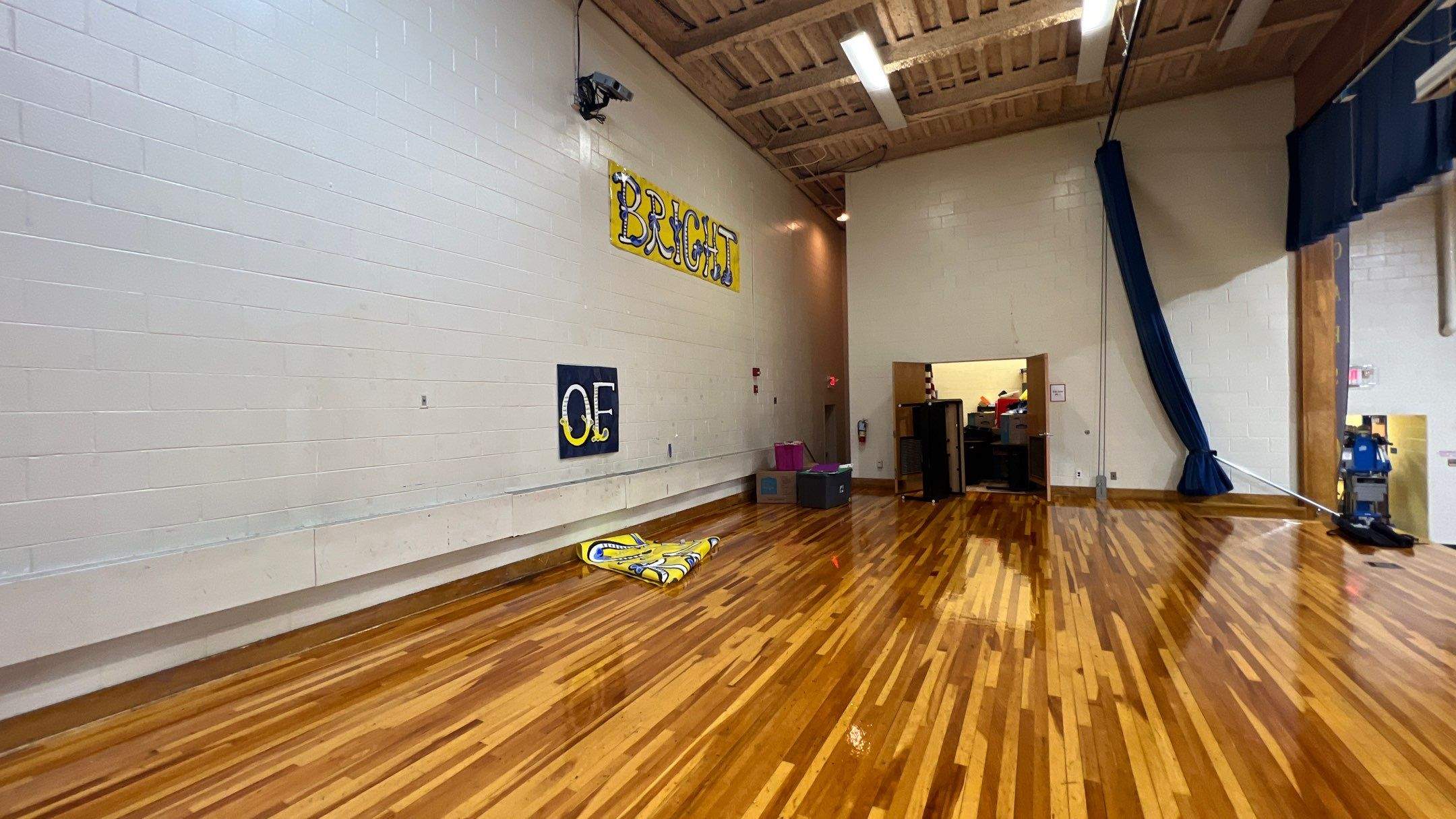 The Schools by GLSpainters