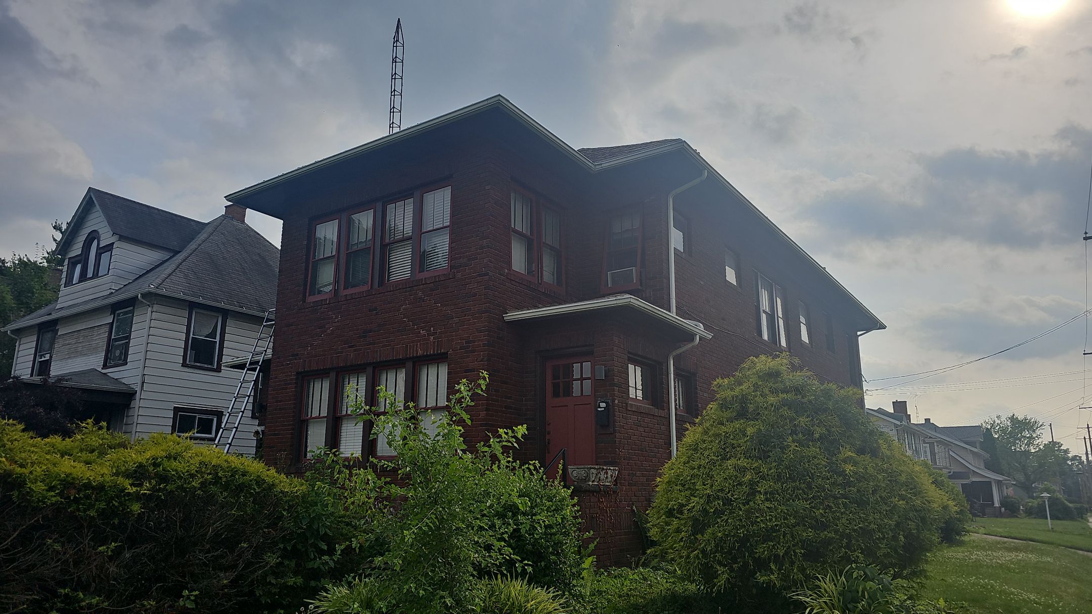ATLAS PINNACLE COLOR: MORNING HARVEST DRIP EDGE: MUSKET BROWN by Eagle Eye Roofing