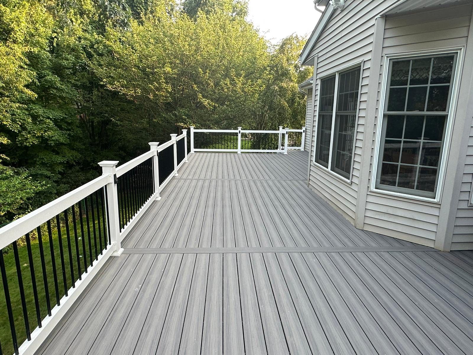 New Deck In by deck guardian