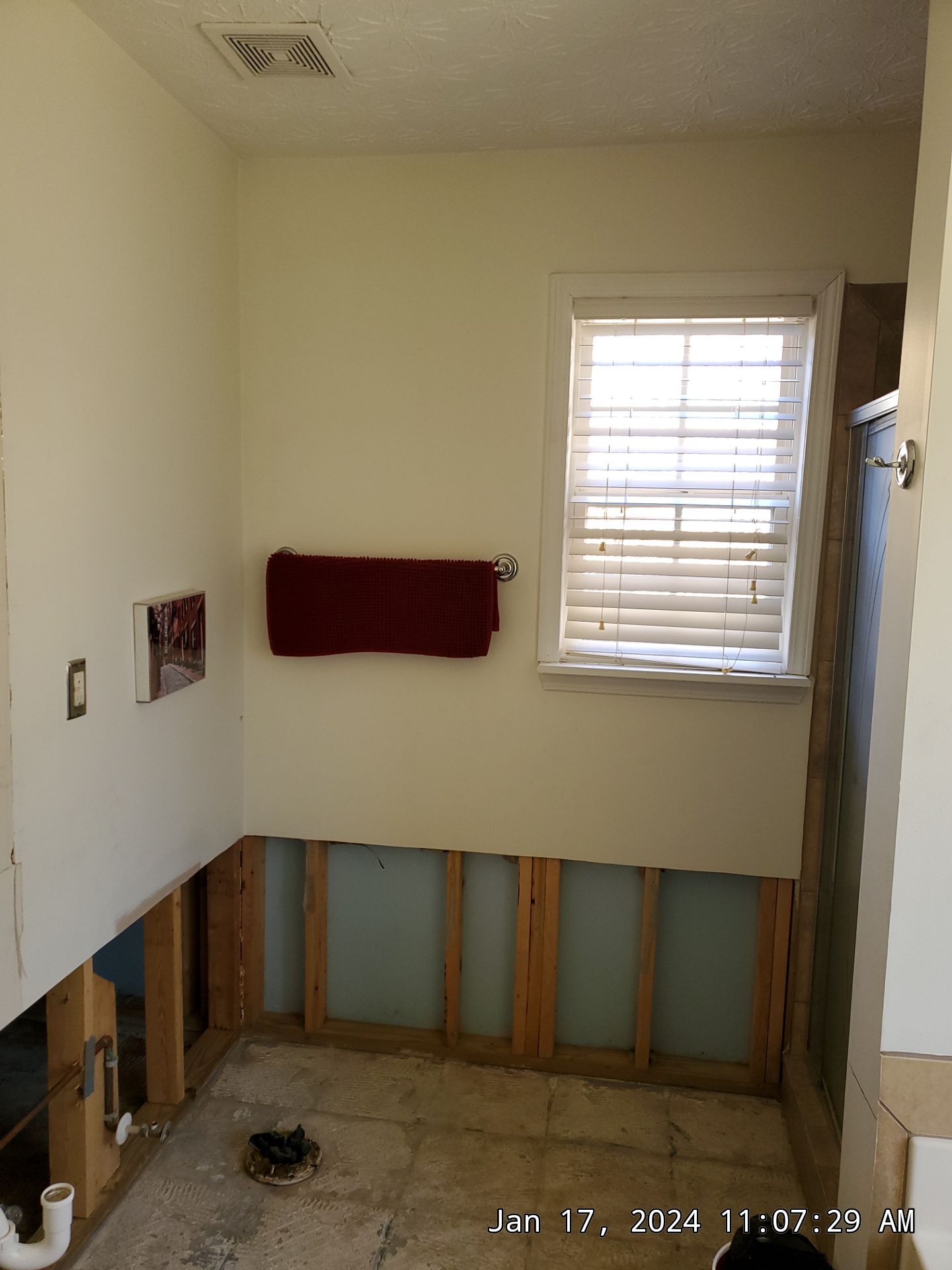 Water damage in Loganville by Baxter Professional LLC