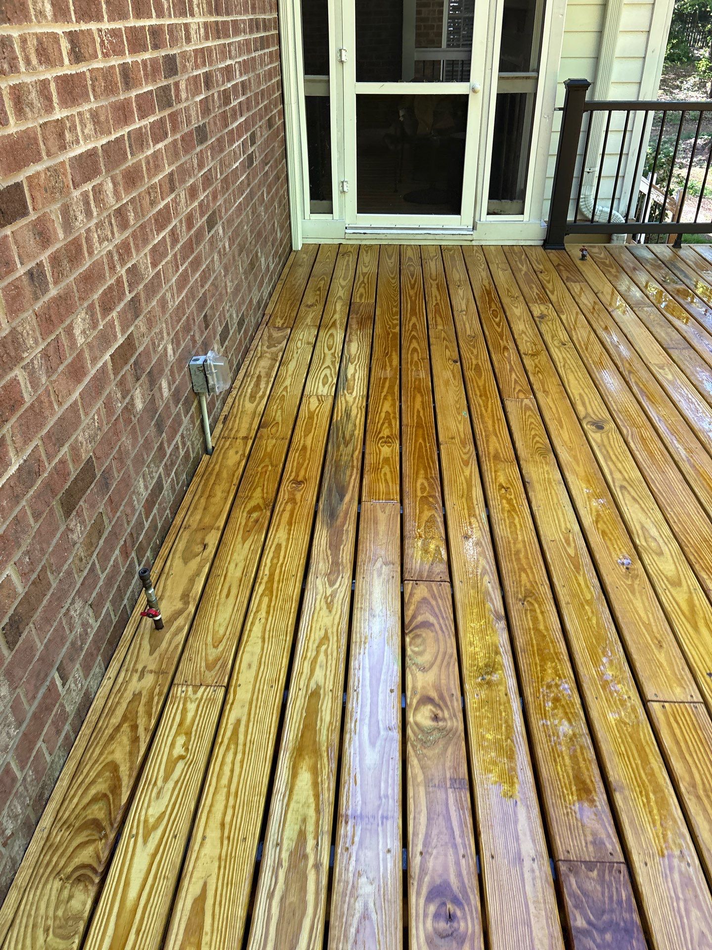 Deck using Wood Sealant by DuraSeal