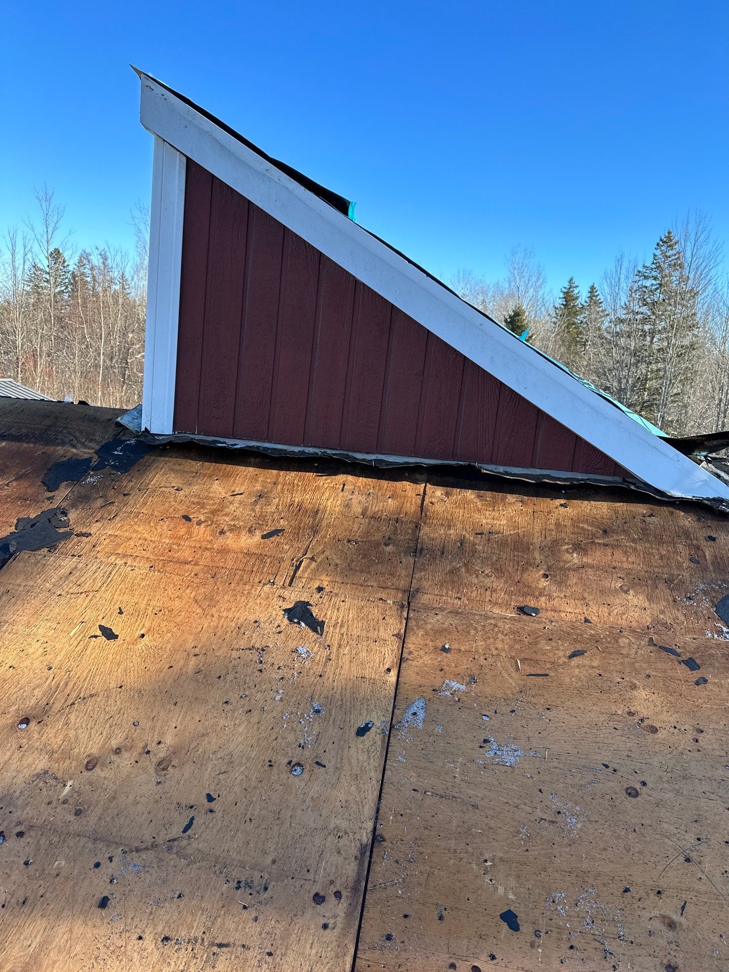 Residential Roofing Installation using Ideal Steel Standing Seam  by Artisan Roofing & Home Improvements Inc.