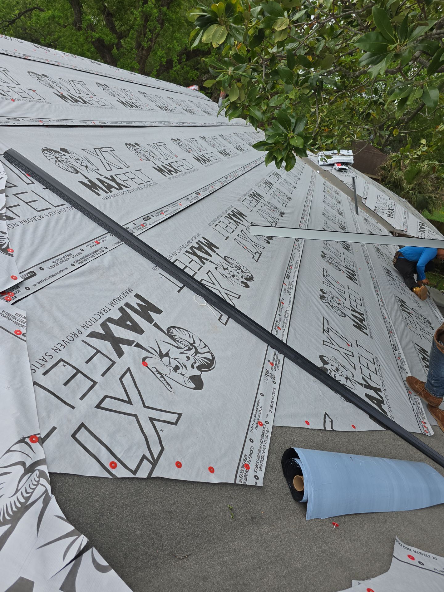 Roof Replacement Houston by Roof Repair Company