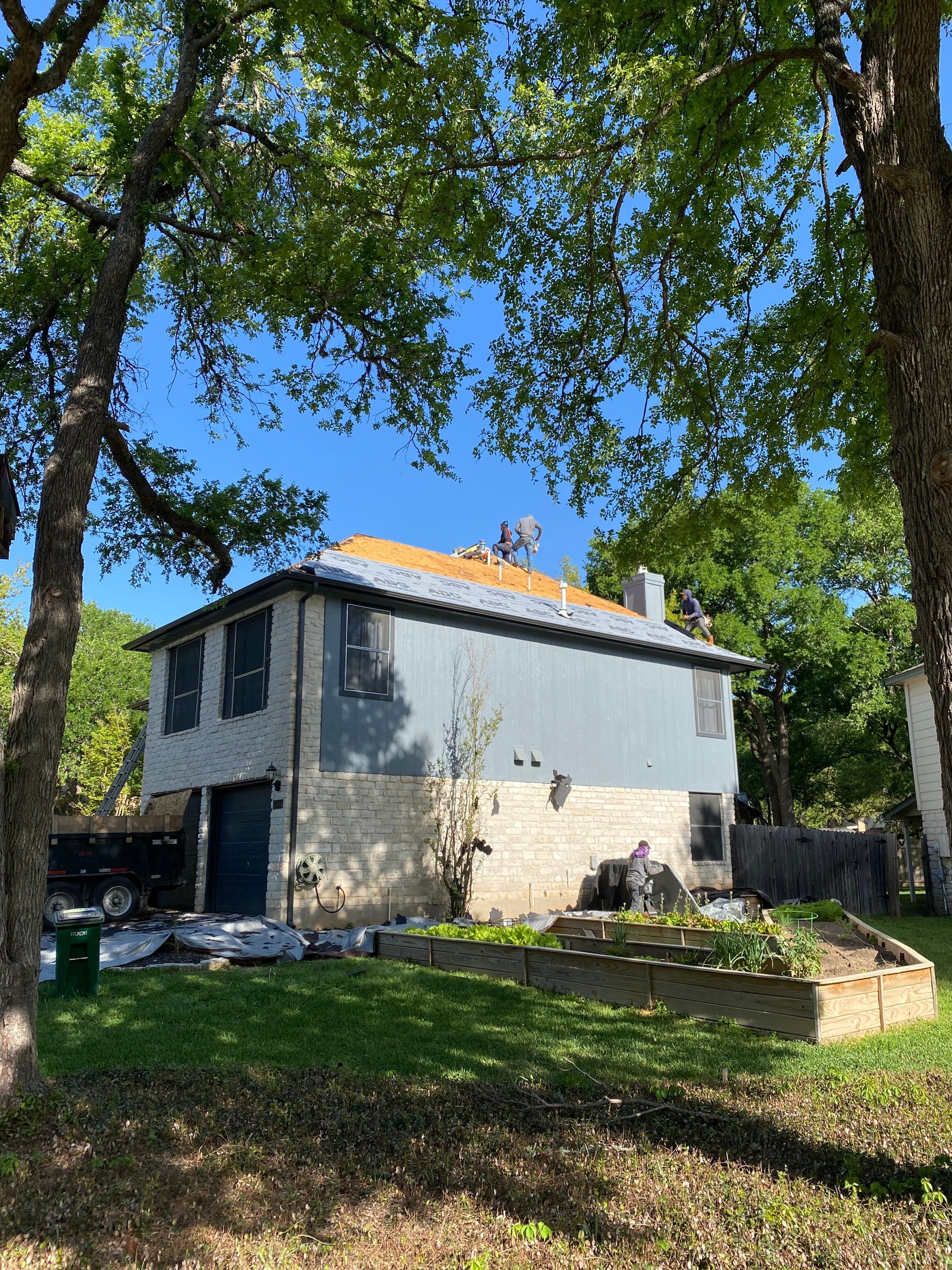 Residential Roof Replacement using GAF shingles in Austin Texas by Elite Roofing LLC