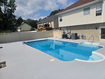 Pool Deck using Icicle