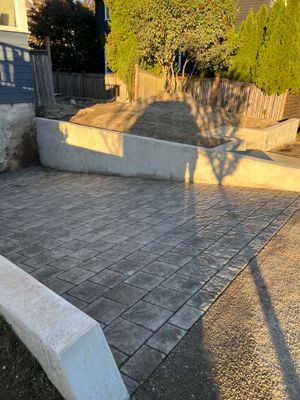 Andrea | Paver Driveway