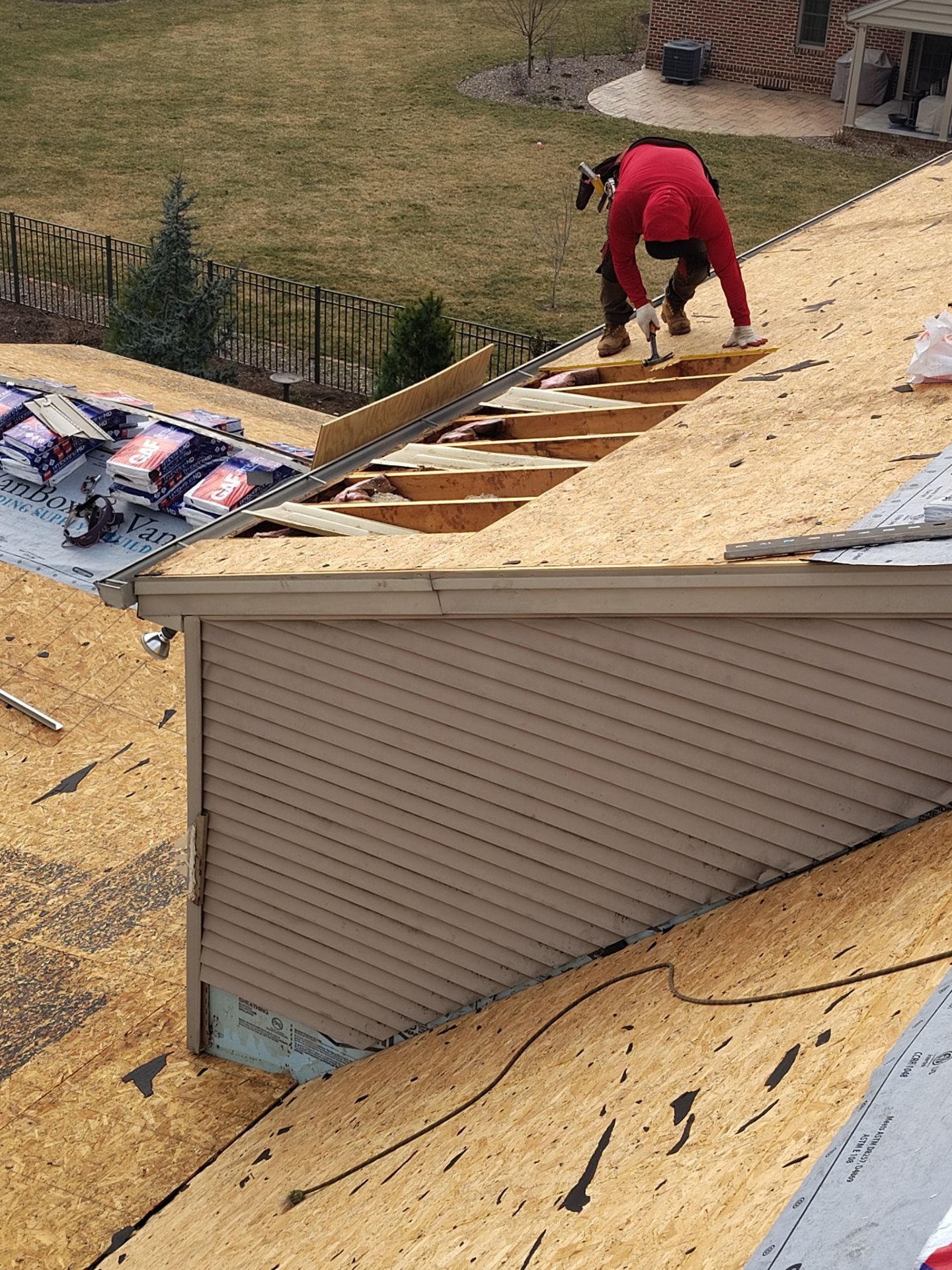 Roof Installation using Gaf Hdz Architectural Shingle - Hickory by Teflon Roofing
