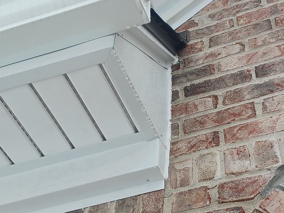 CertainTeed Cedarboards B&B + Alside UltraMax Windows Triple Pane by 180 Contractors