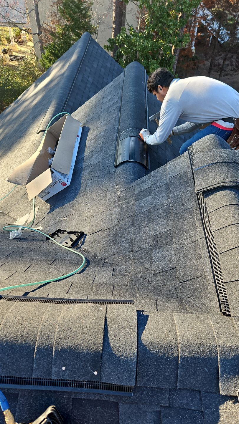Residential Roofing Installation using Owens Corning® Oakridge Onyx Black by Indigo State Roofing