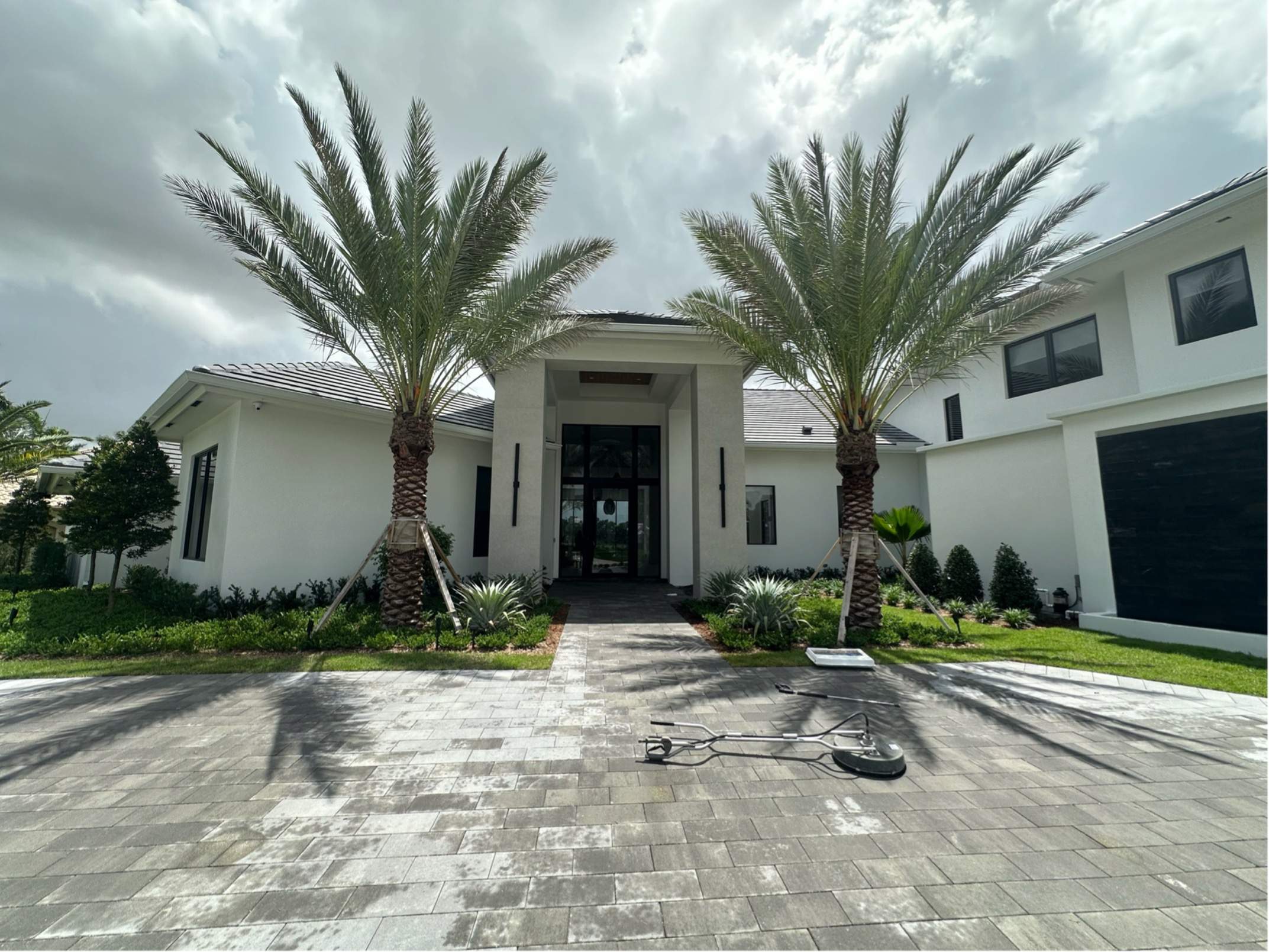 Block's Residence  by Florida Storm Protection Unlimited