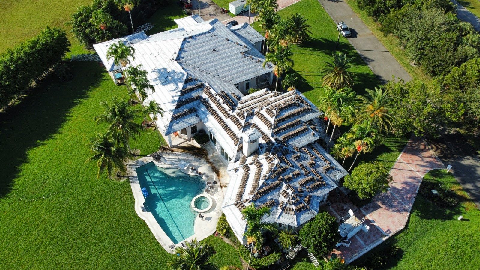 Peppertree Circle West, Davie, FL by G&J Roofing 