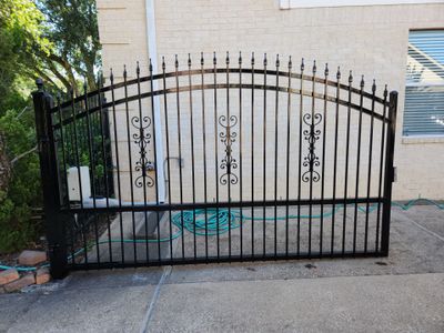Custom Ornamental Driveway Gate