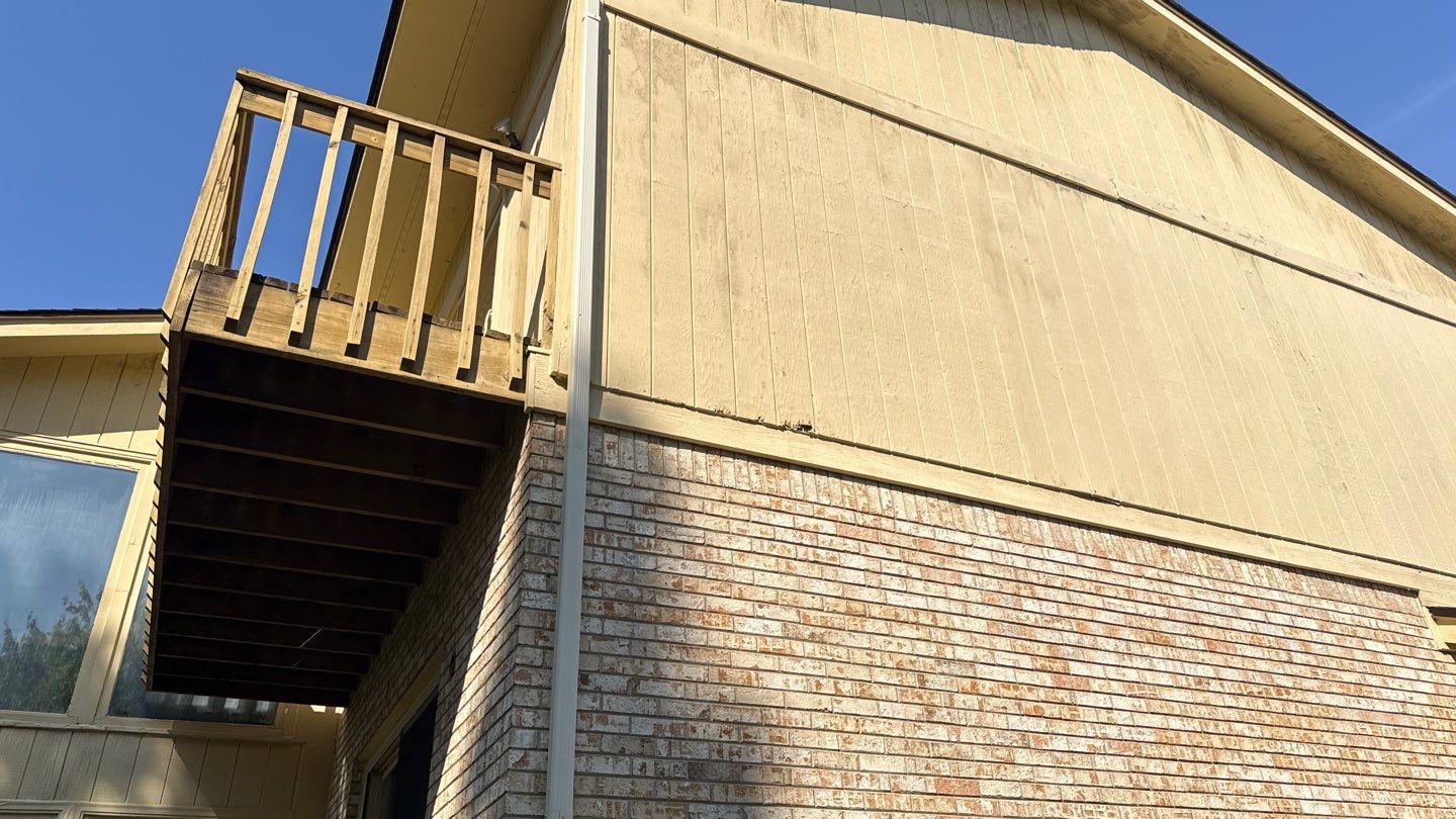 Siding Replacement using Alside S7 Cedar Mill Grain Cast Iron by 180 Contractors