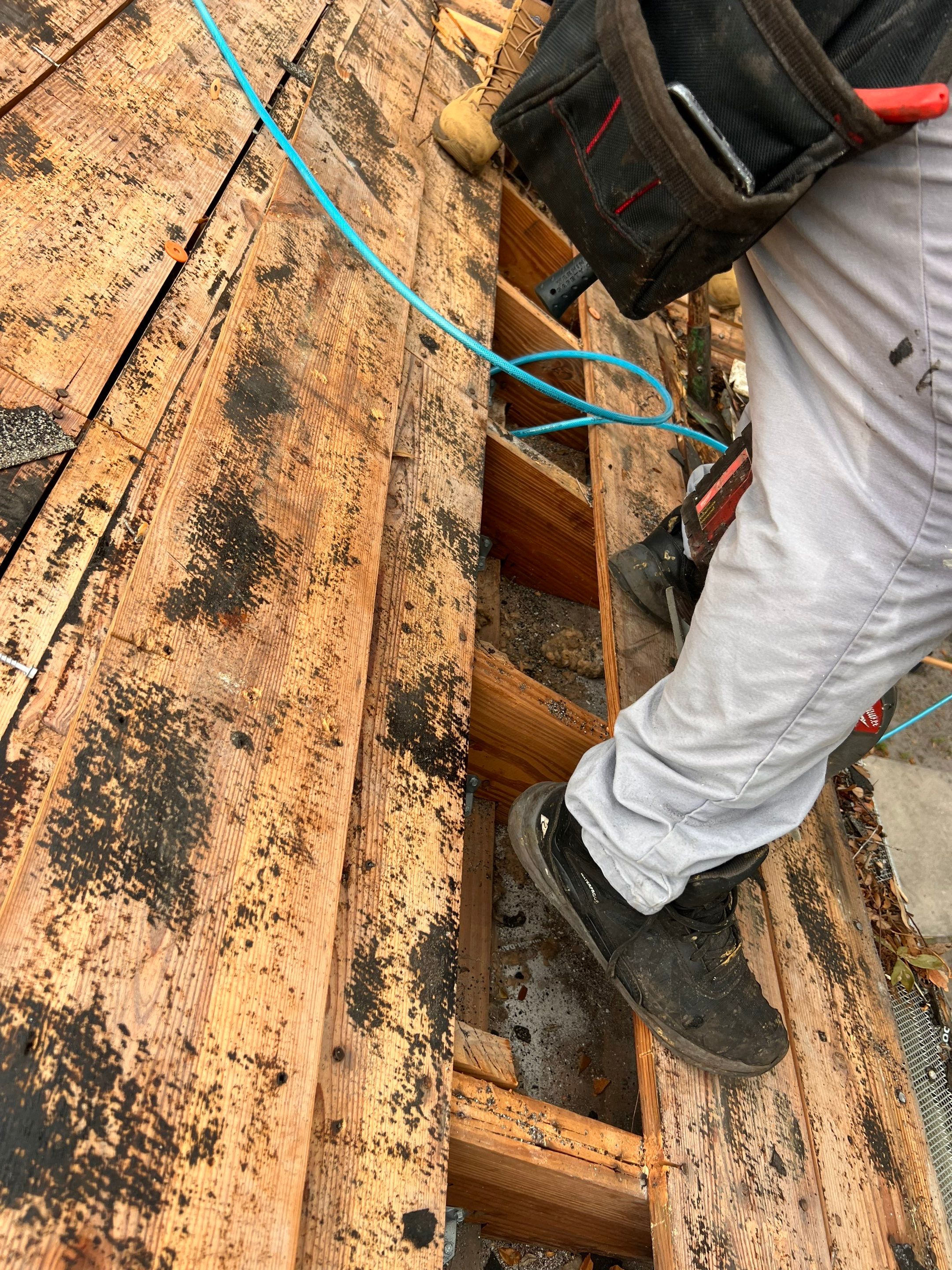 Project in St. Petersburg 33710 by Mitchell Roofing Company LLC 