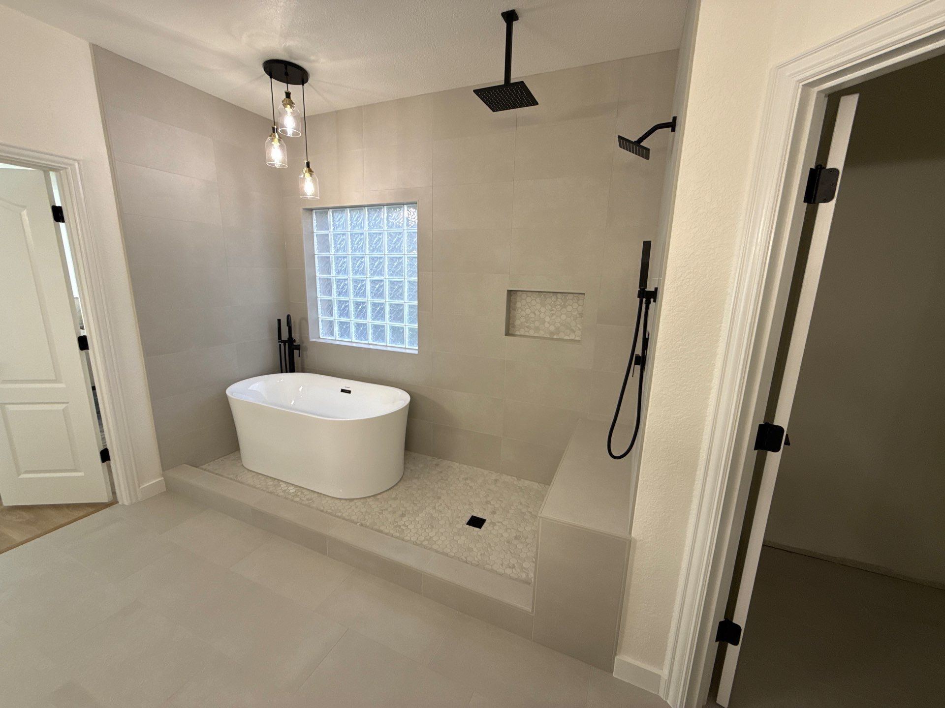 Unique Frameless Shower by Richardson Glass & Mirror