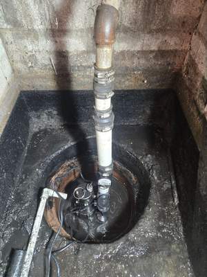 Crawl Space Pump Out, Sludge Removal & Allied Aqua Capture Defense Unit Installation
