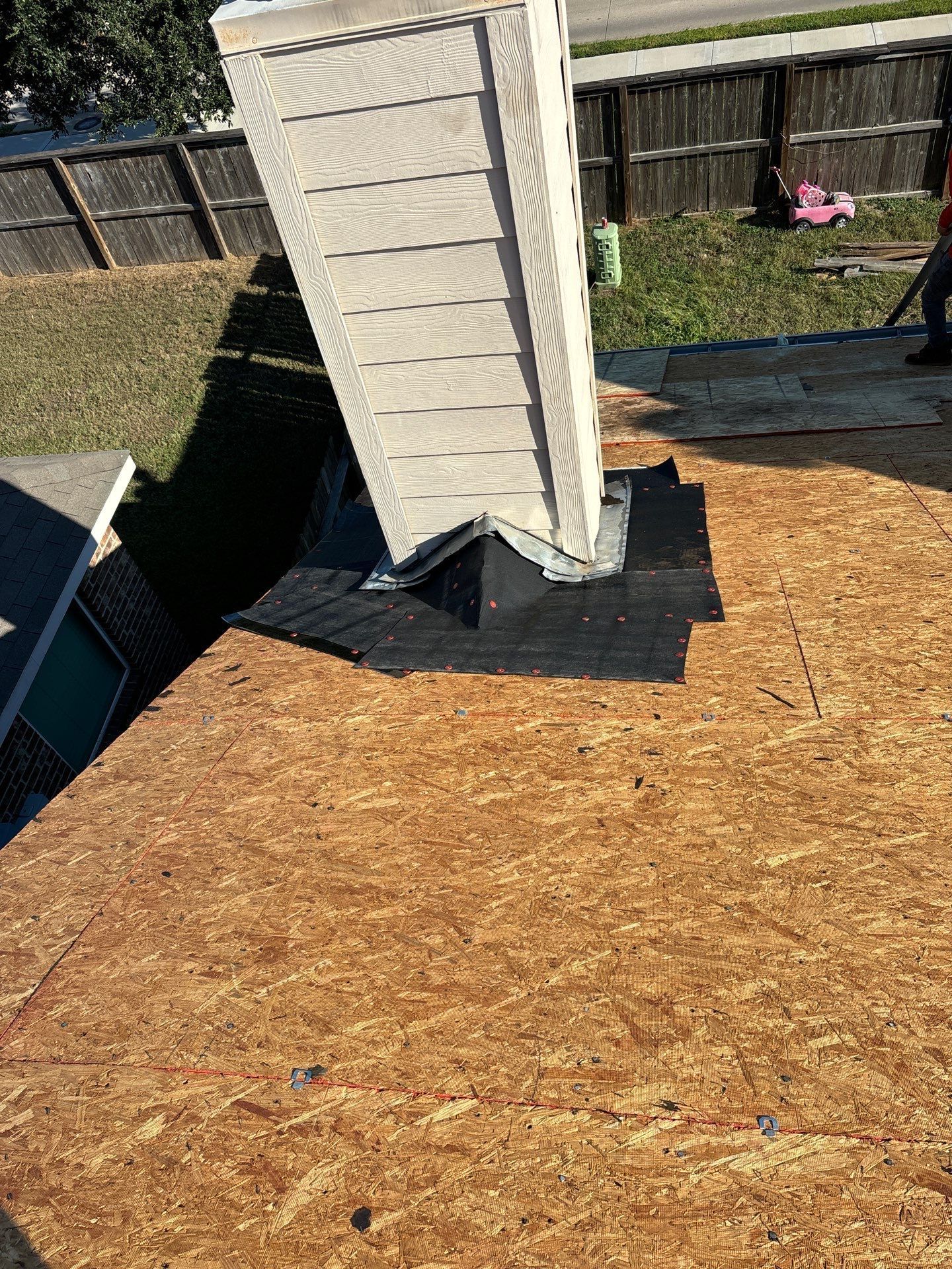 Residential Roofing Installation using Owen's Corning Duration (Lifetime) Shingles by Roof Repair Company