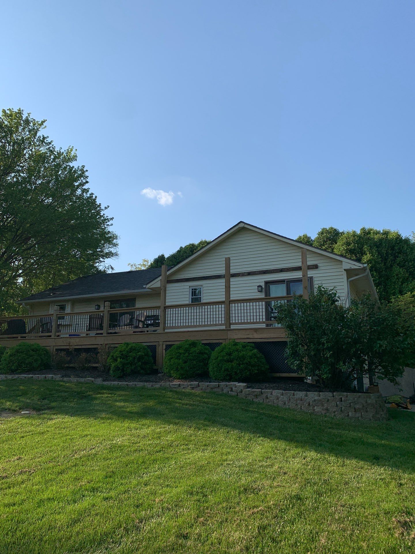 New Craneboard Siding on this Platte City, Mo home  by EEC  Windows, Siding & Roofing 