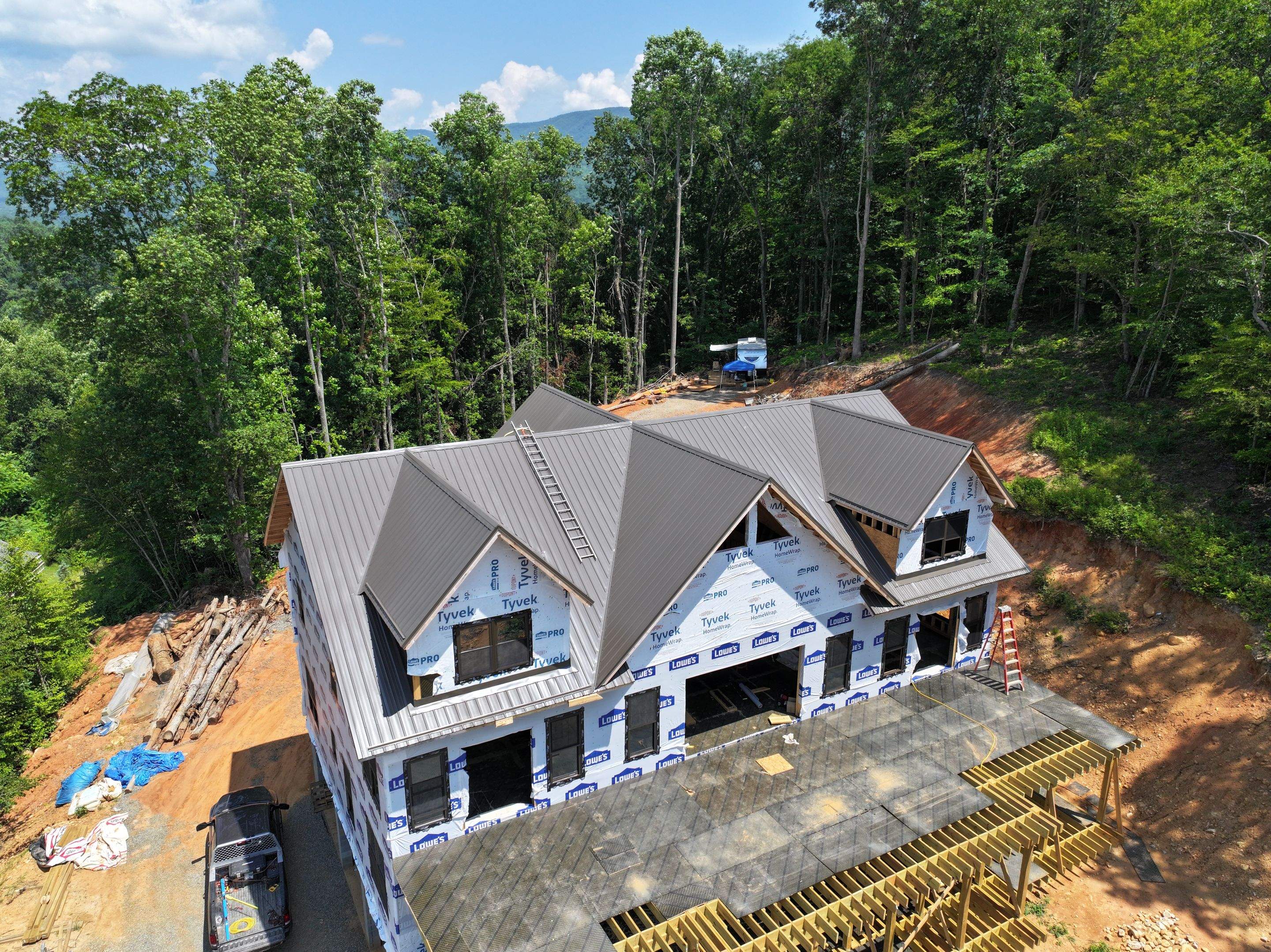 Knox Residence by Omnia Roofing