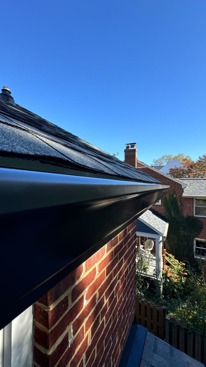 Arlington: Residential Roof Replacement With CertainTeed Landmark Designer Shingles in Georgetown Gray by RM Banning, Inc.