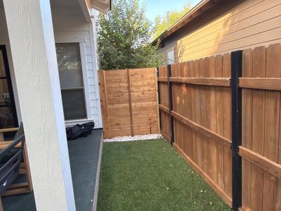 Custom Horizontal Cedar Privacy Fence and Gate Installation in Austin
