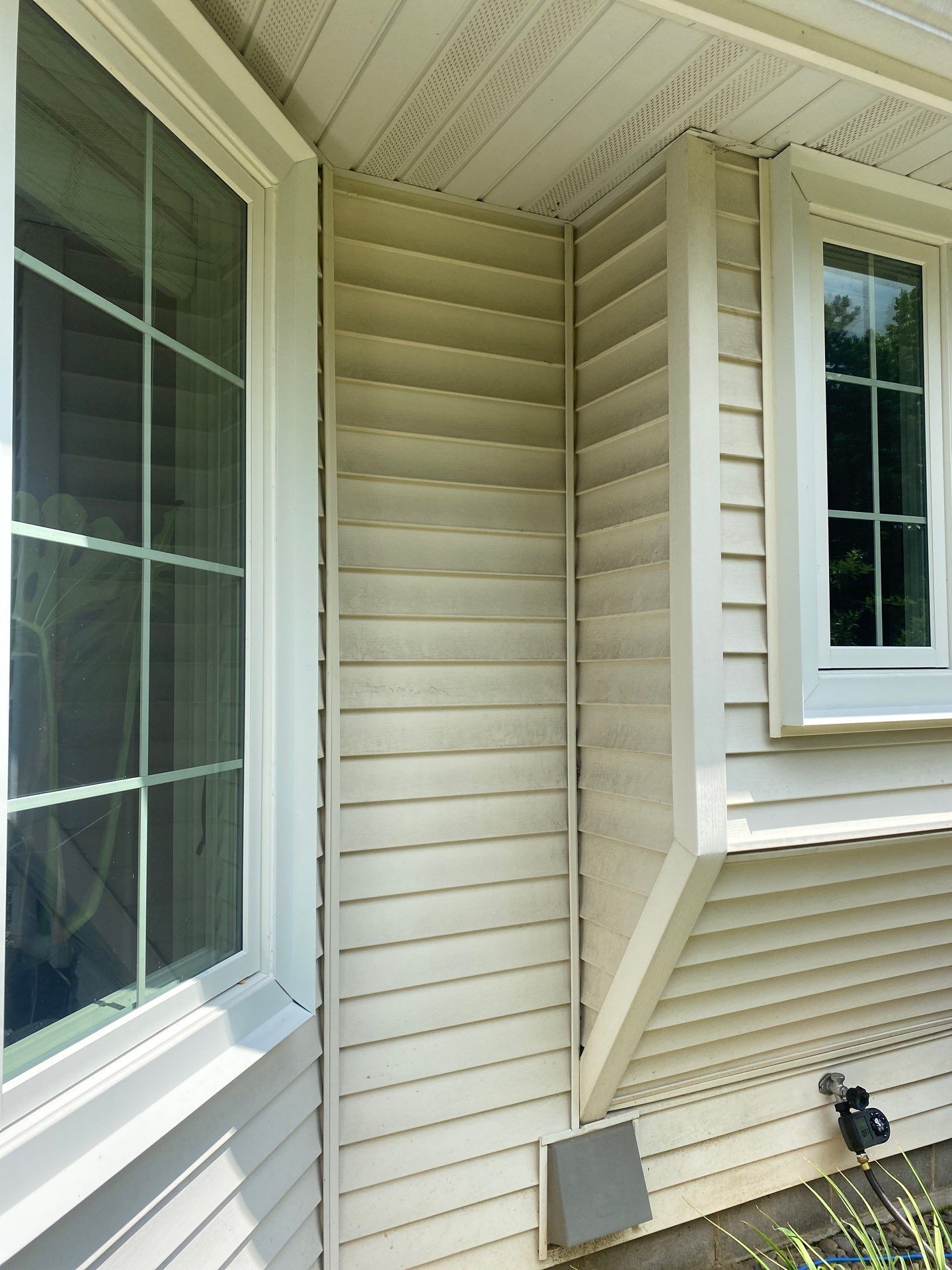 House and window wash by Shulla Exterior Cleaning