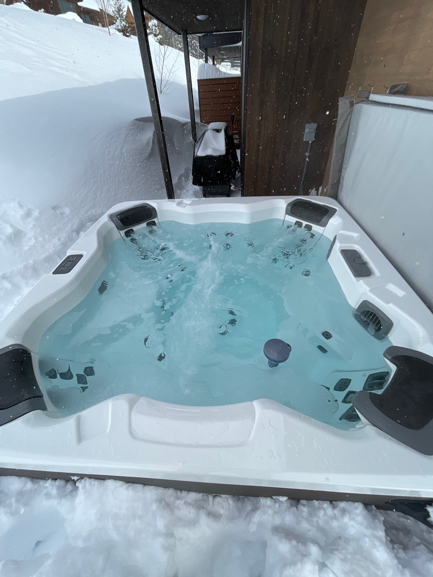 Hot Tub Services Using Chlorine by Wheatley Creek Services