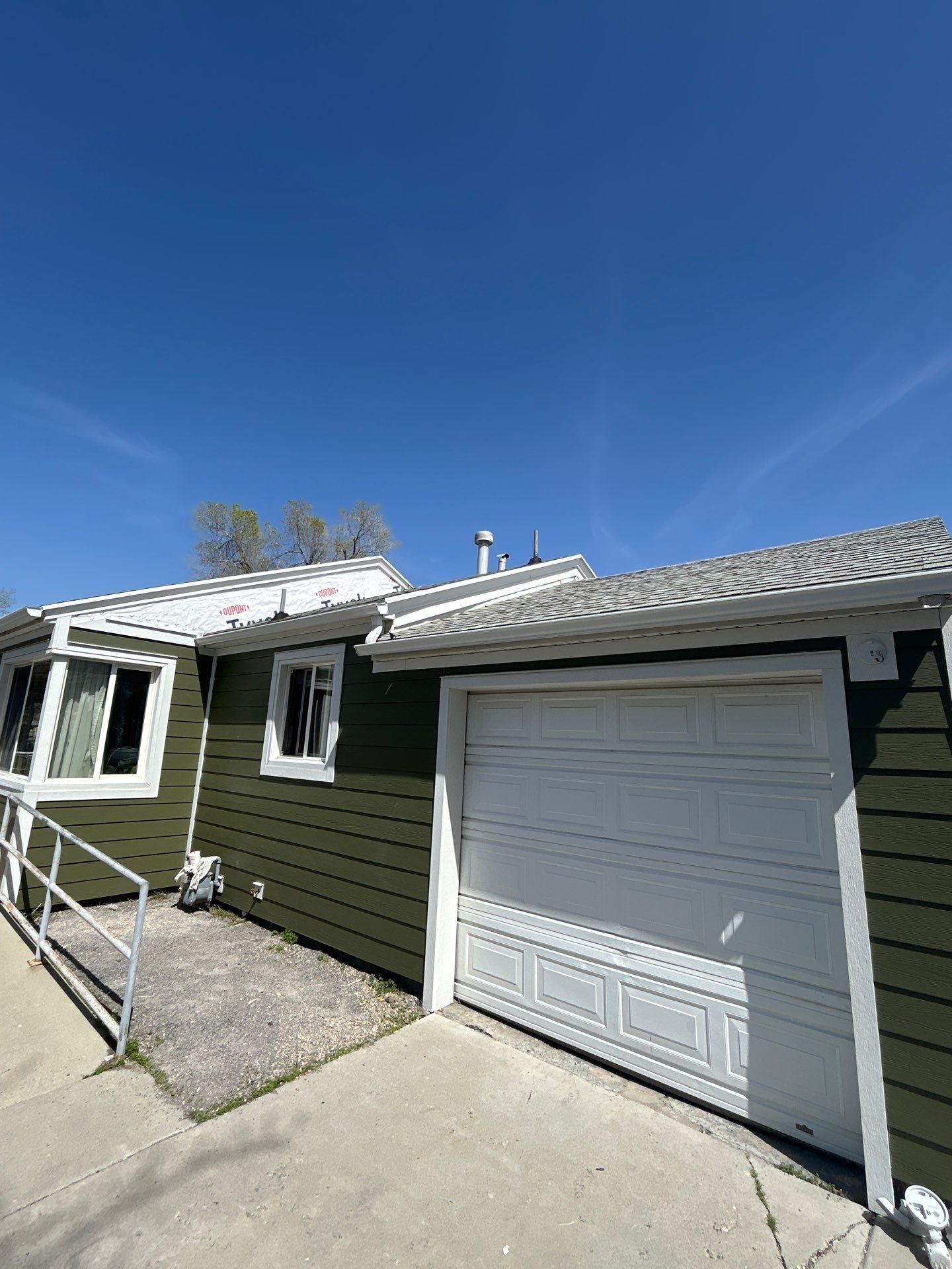Salt Lake Area | Hardie Multi-Texture Upgrade | Arctic White Trim by Ideal Siding Utah