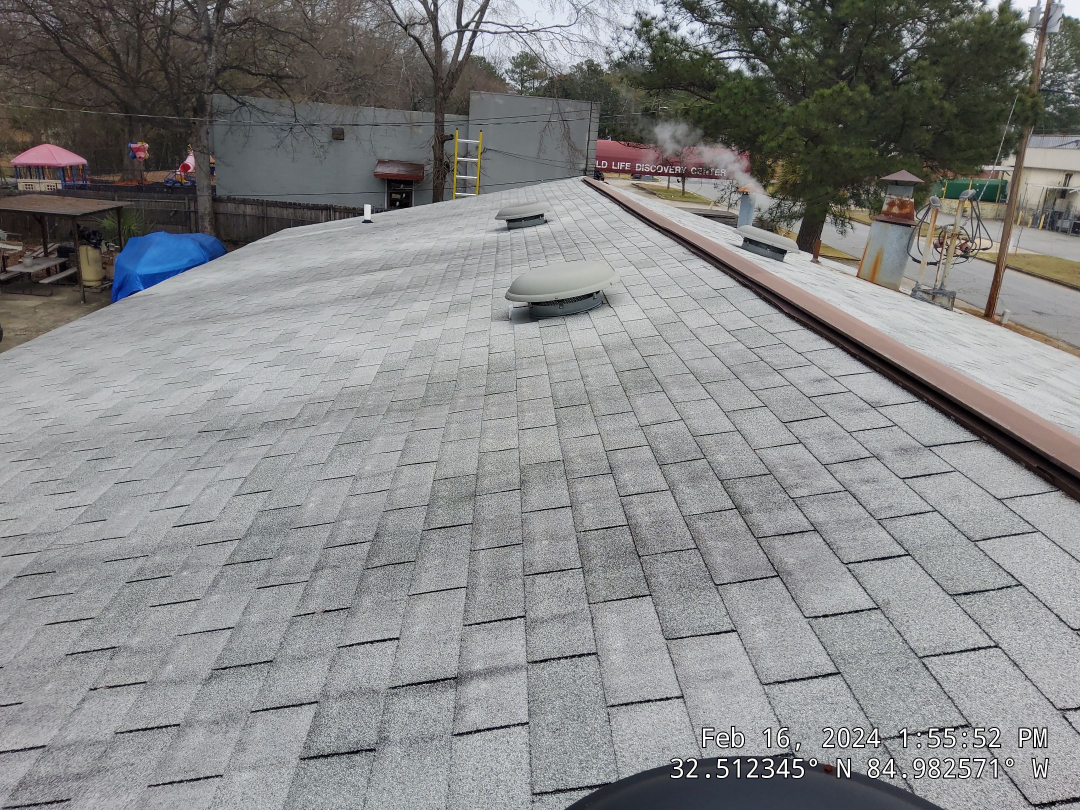 Master Clean Roof and Gutter Cleaning by iGreen Solutions