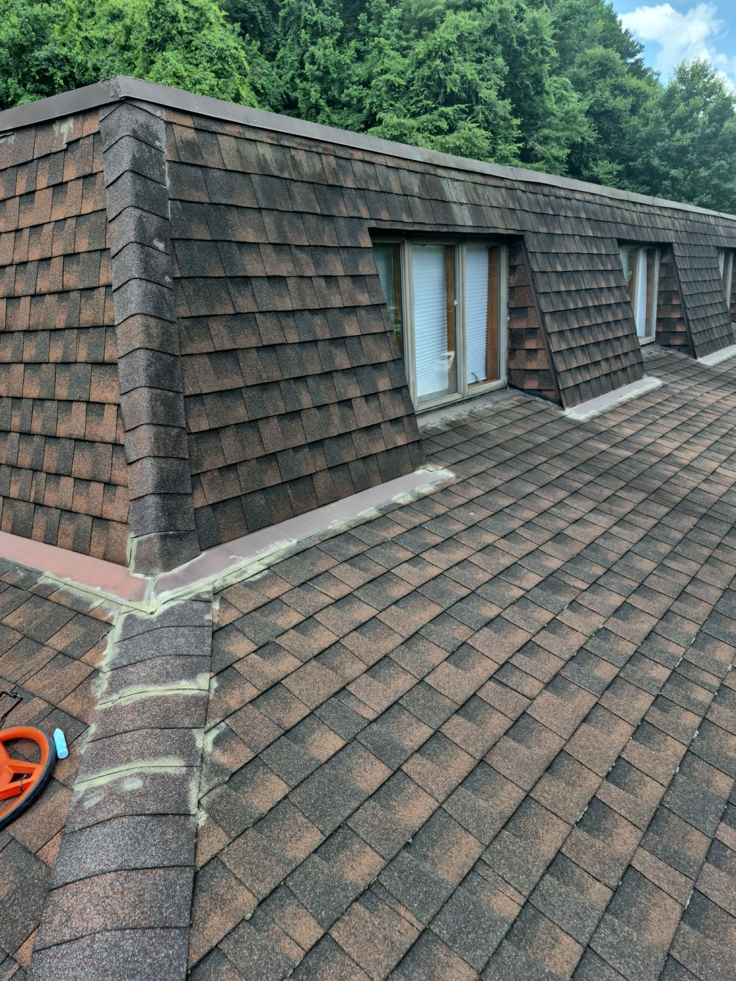 Unique Single Roof Replacement in Charleston WV – IKO Dynasty High-Performance Shingles by Mr. Roofer