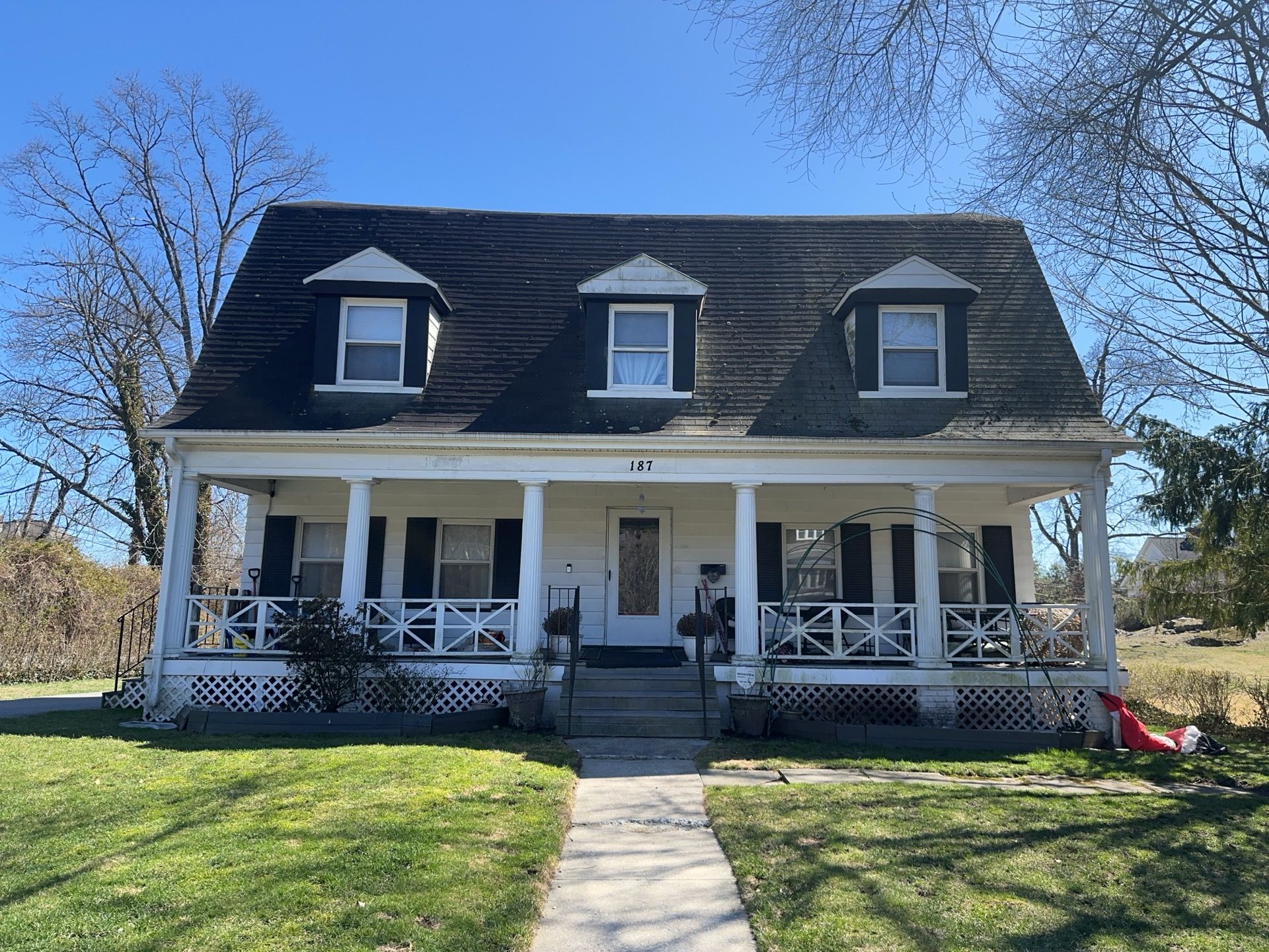Project in New Rochelle by The Energy Efficient Roofer & George's Seamless Gutters