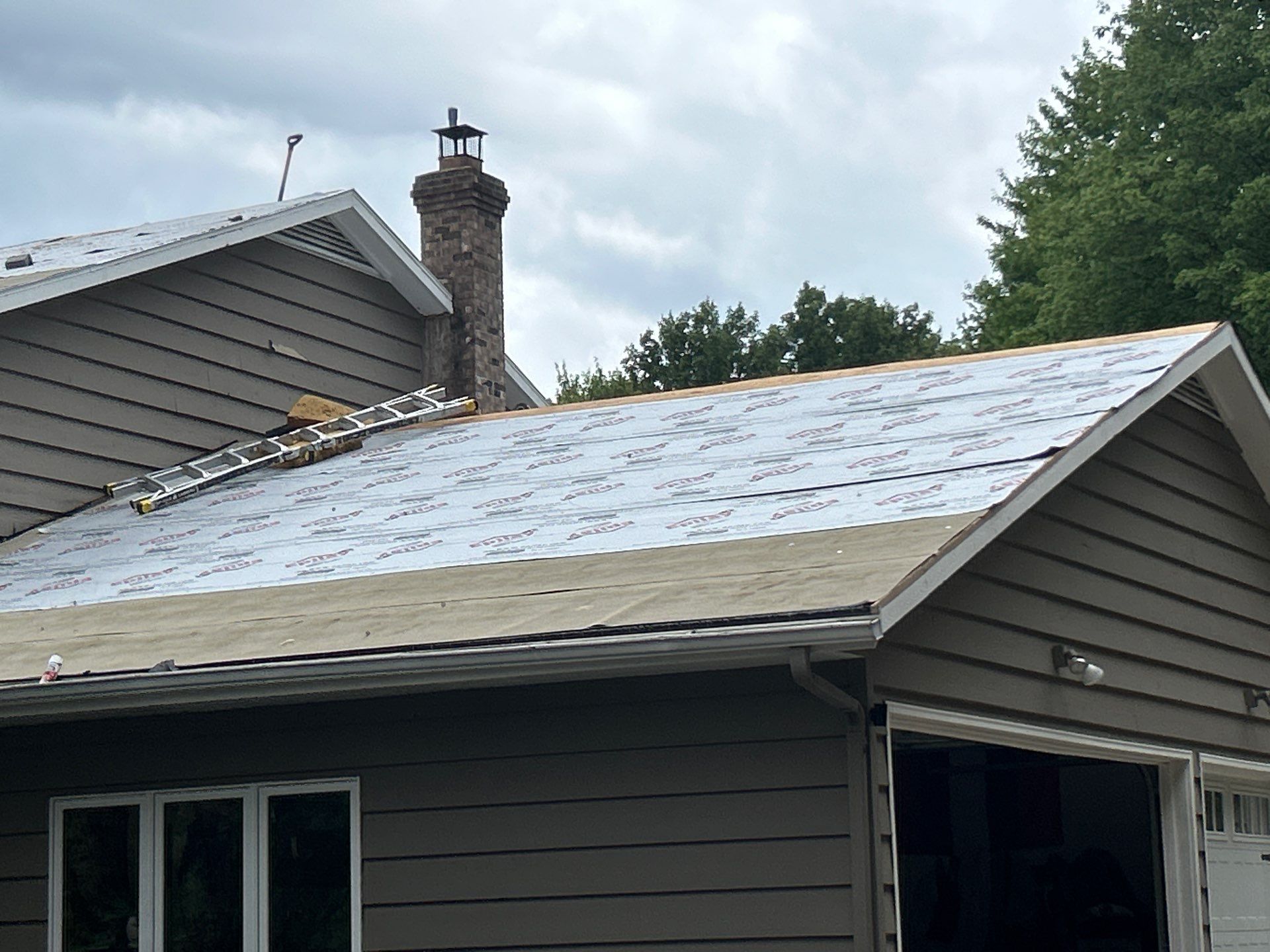 Roofing and Gutter Replacement by Homestyle in Chesterland by Homestyle Home Improvements (HHI)