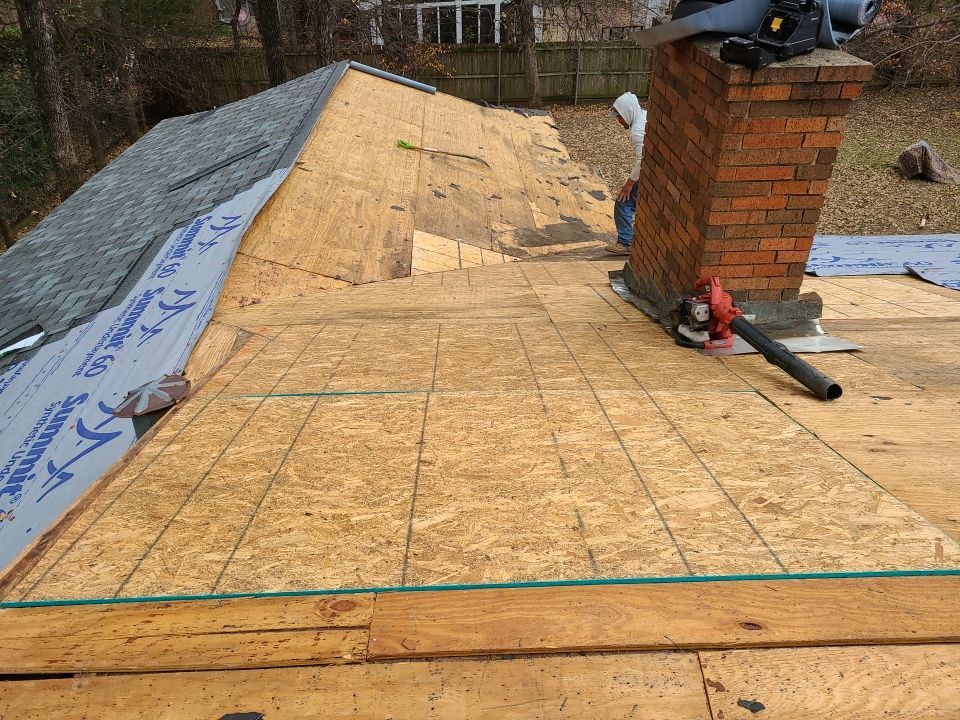 Residential Roofing Installation using ATLAS Pinnacle Pristine Shingles by Harvey Roofing & Construction