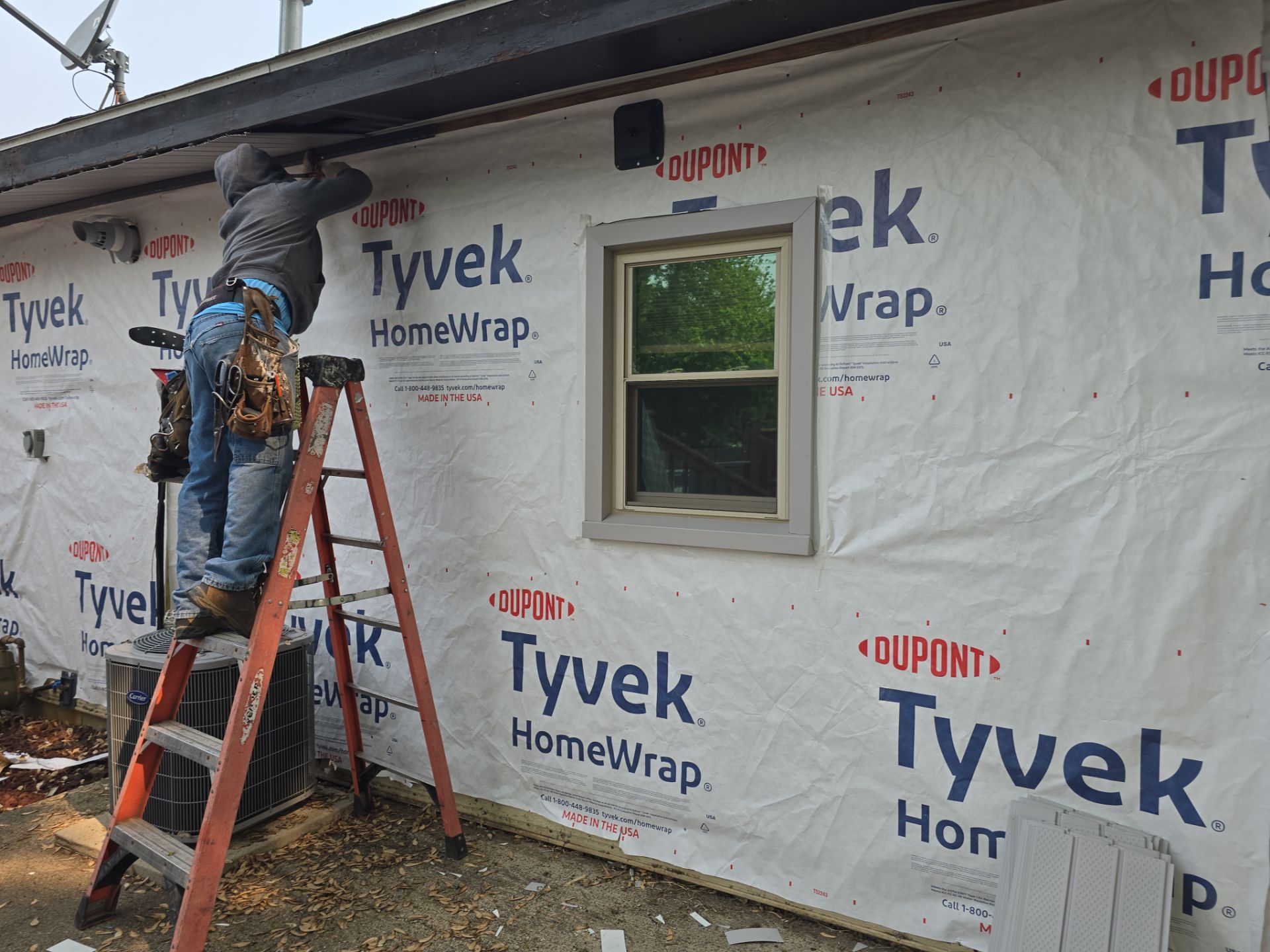 Vinyl Siding by NextWave Construction