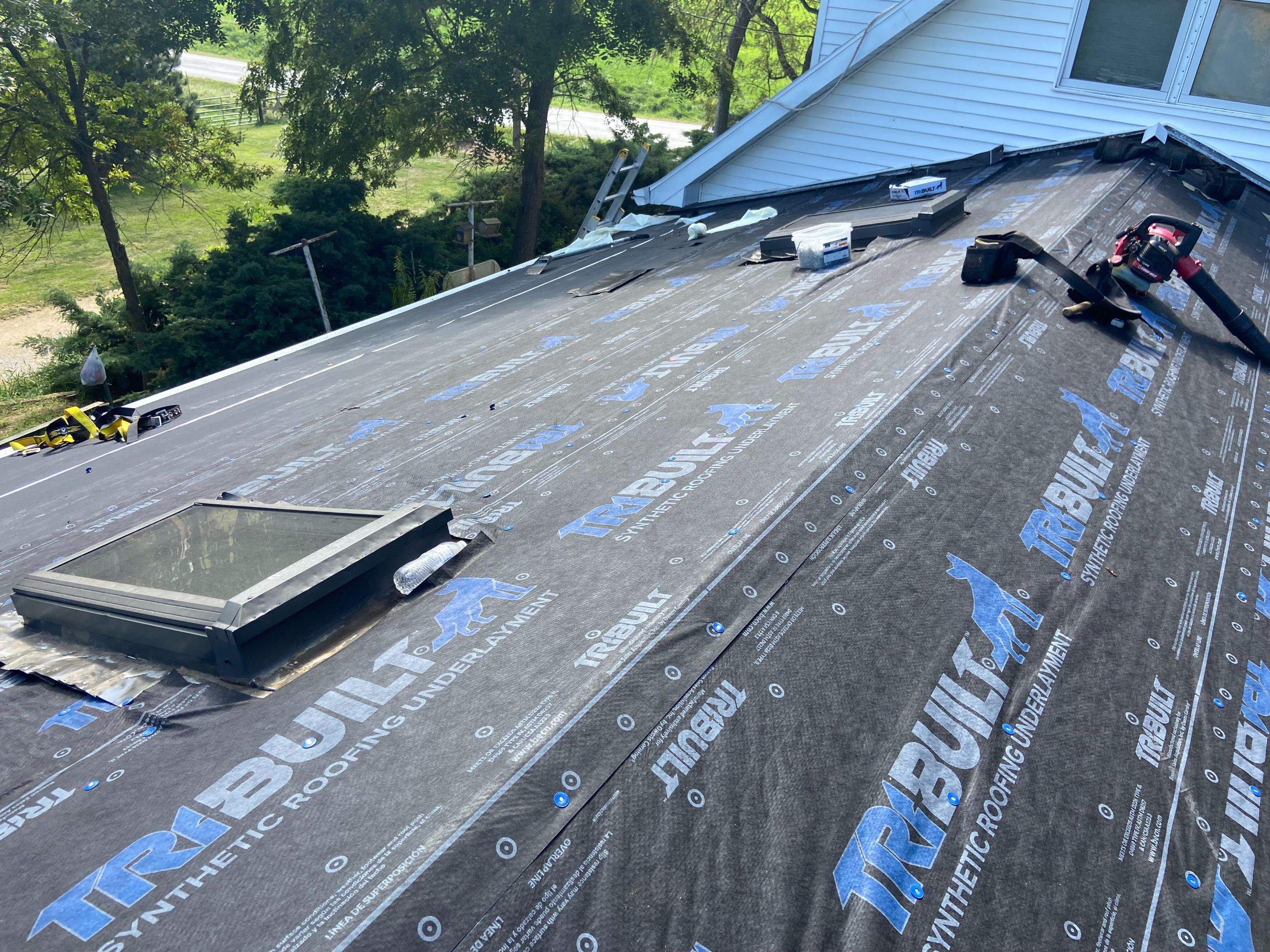 Complete Architectural Shingle Roof Installation and Decking in Crescent by Star Home