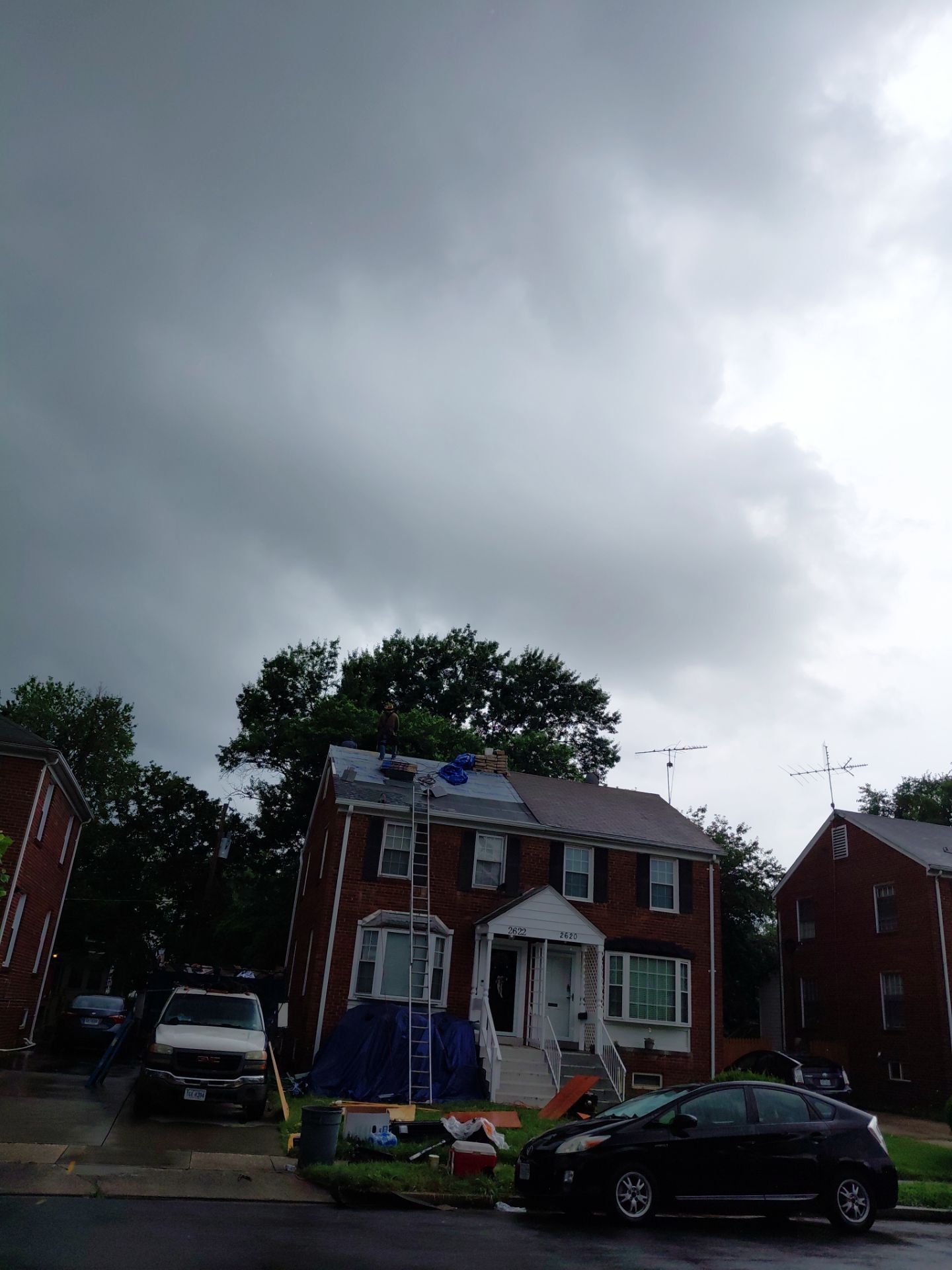 Arlington: Residential Roof Replacement with CertainTeed Landmark Pro in Max Def Pewterwood by RM Banning, Inc.