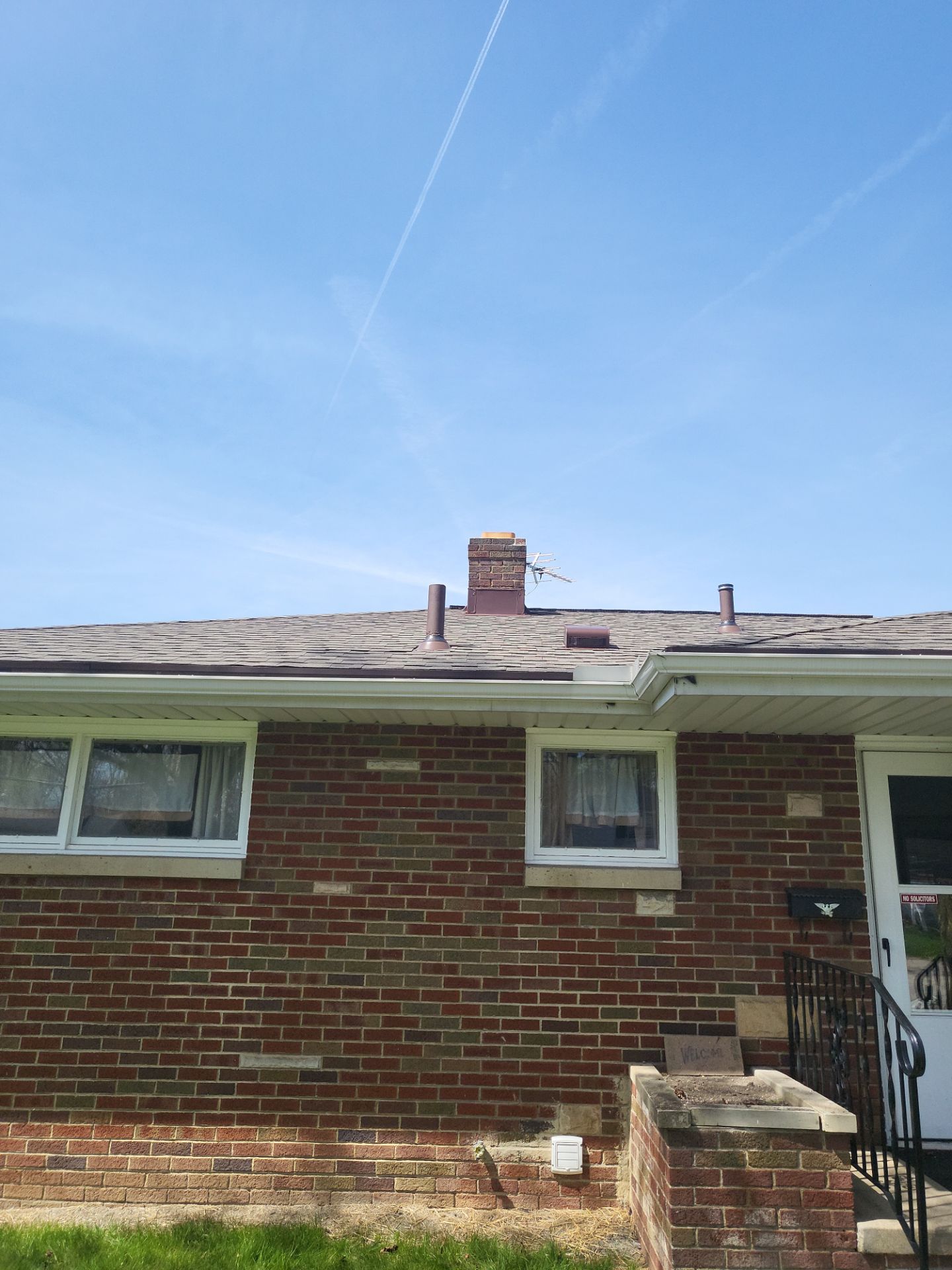 Atlas Pinnacle, Color, Weathered Wood, Drip Edge, Royal Brown by Eagle Eye Roofing